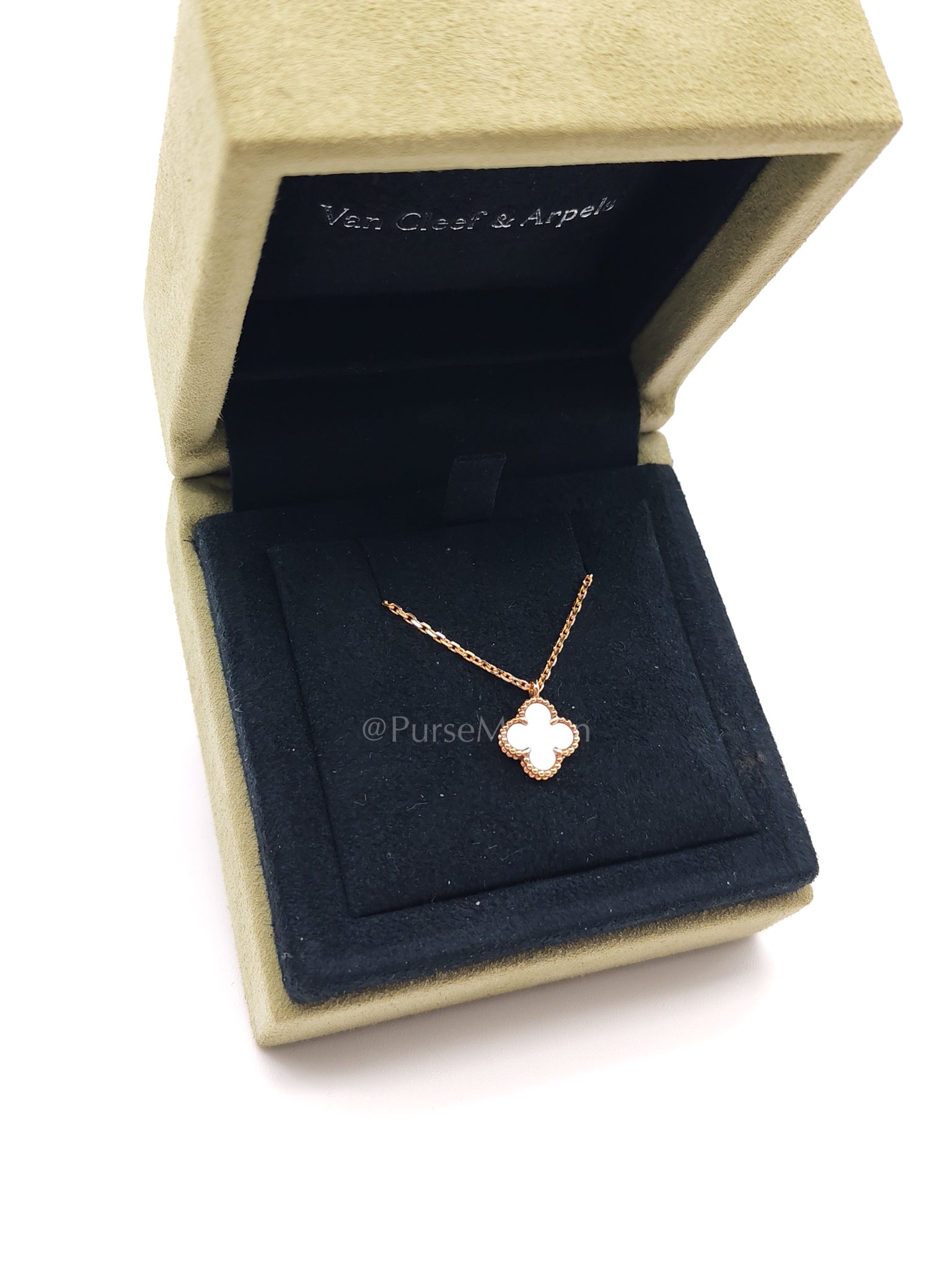 Sweet Alhambra Necklace White Mother of Pearl Yellow Gold Year 2024 | Purse Maison Luxury Bags Shop