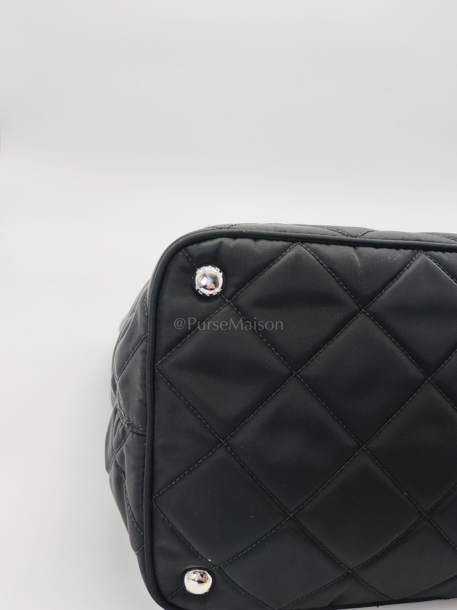 Tessuto Impuntu Black Quilted Nylon Chain Tote Bag | Purse Maison Luxury Bags Shop