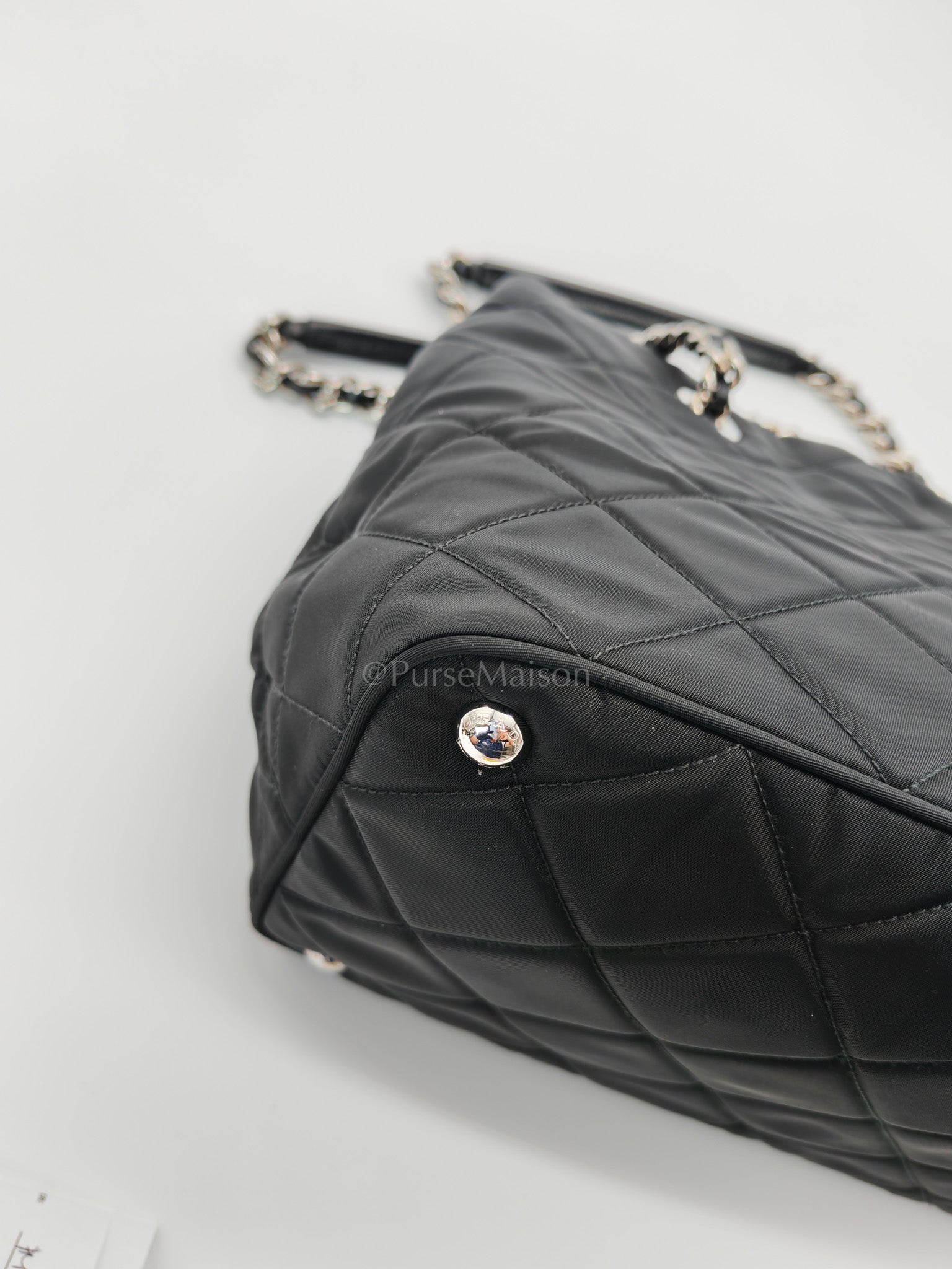 Tessuto Impuntu Black Quilted Nylon Chain Tote Bag | Purse Maison Luxury Bags Shop