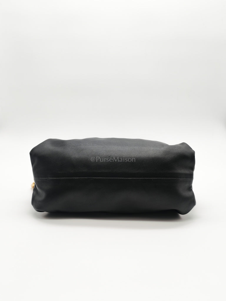 The Chain Pouch in Black Clafskin Leather Shoulder Bag | Purse Maison Luxury Bags Shop