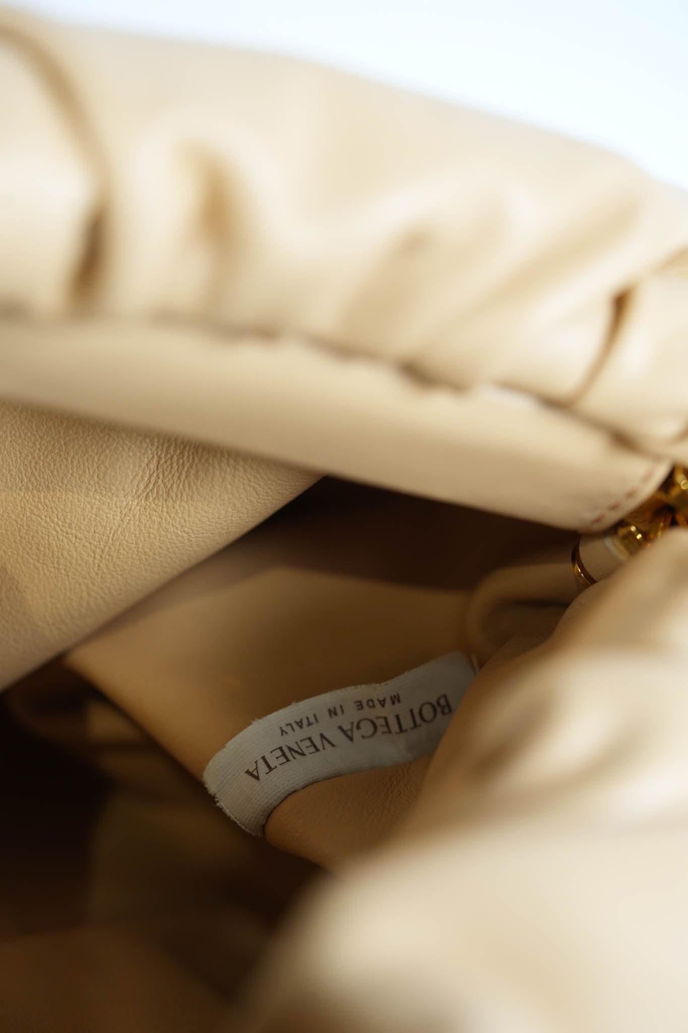 The Chain Pouch Medium in Almond Beige Calfskin Leather | Purse Maison Luxury Bags Shop