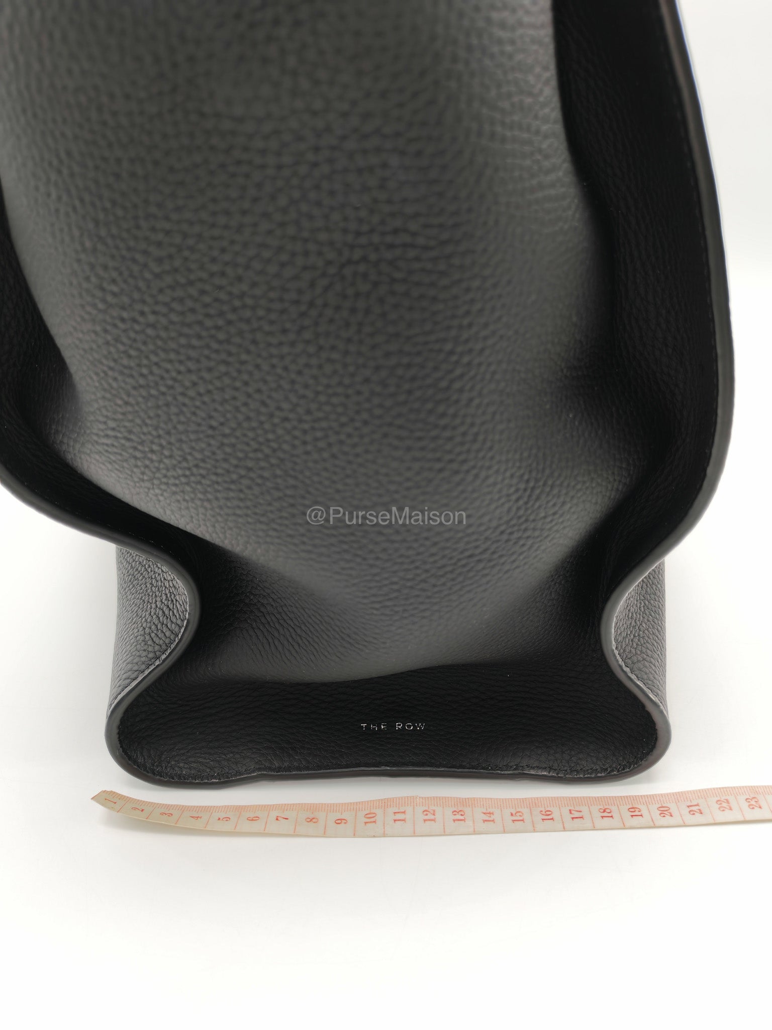 The Row Marlo 17 Tote Bag in Black Grained Calfskin Leather | Purse Maison Luxury Bags Shop