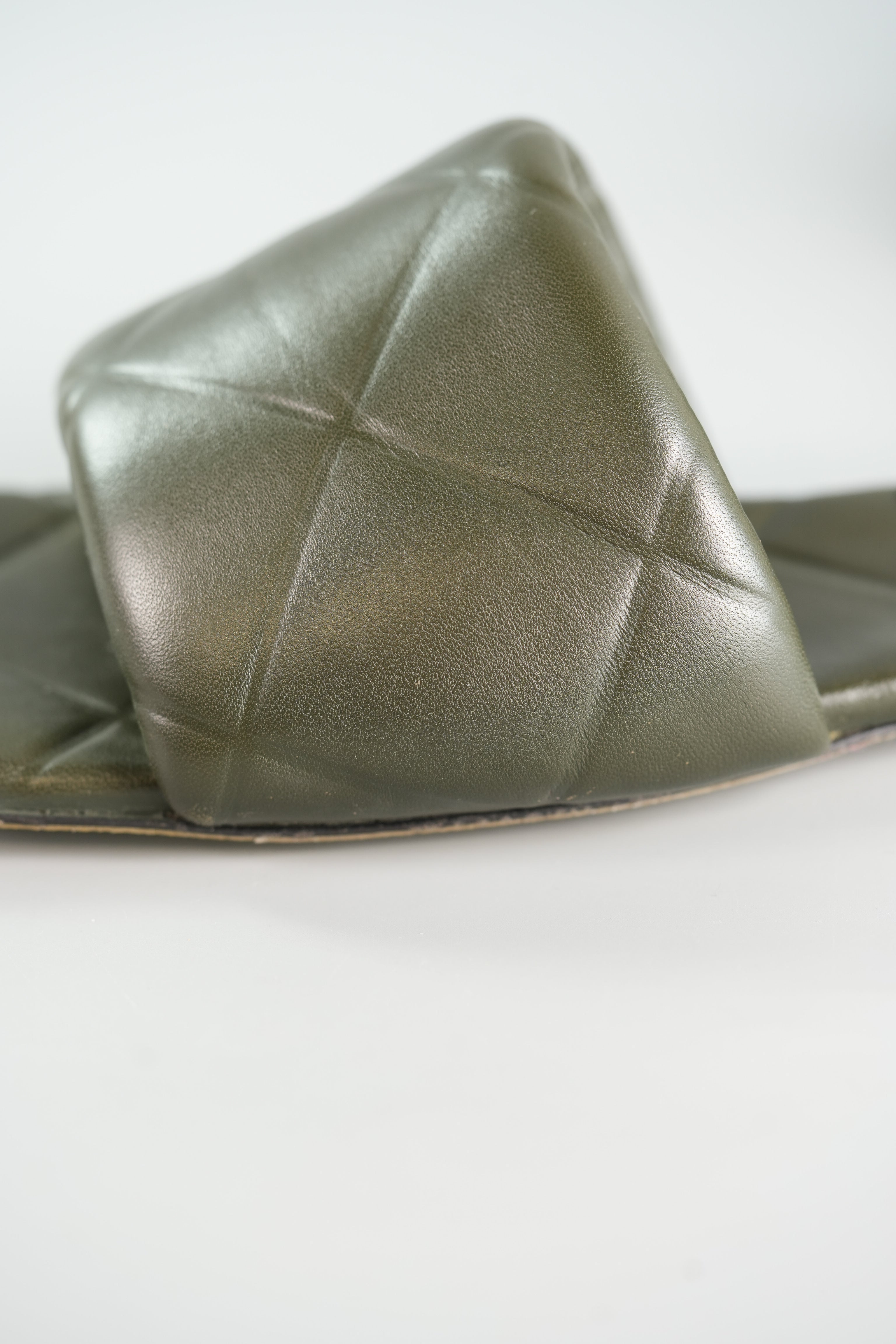 The Rubber Libo Quilted Embossed Army Green Sandals Size 39 (26cm) | Purse Maison Luxury Bags Shop