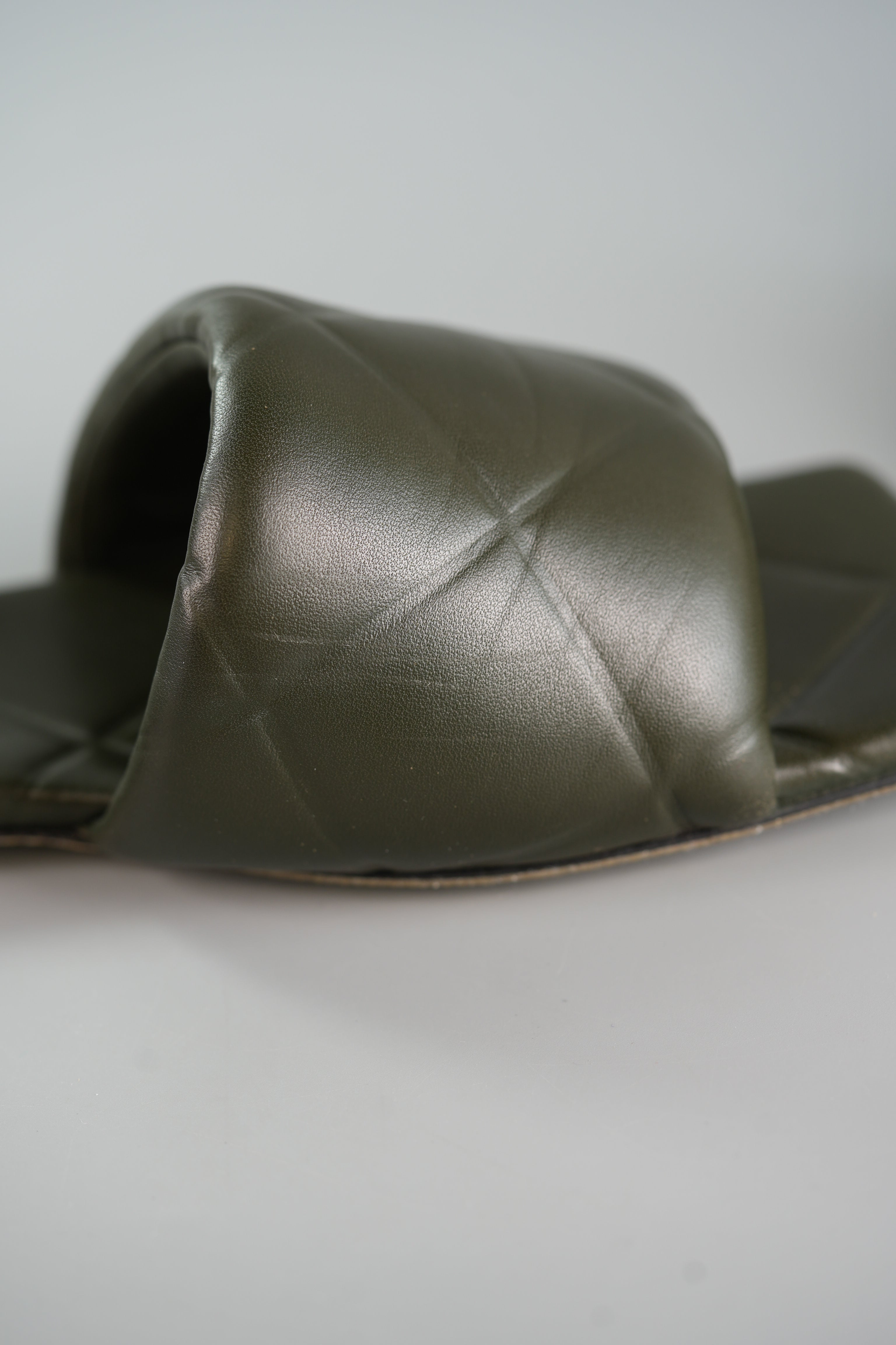 The Rubber Libo Quilted Embossed Army Green Sandals Size 39 (26cm) | Purse Maison Luxury Bags Shop