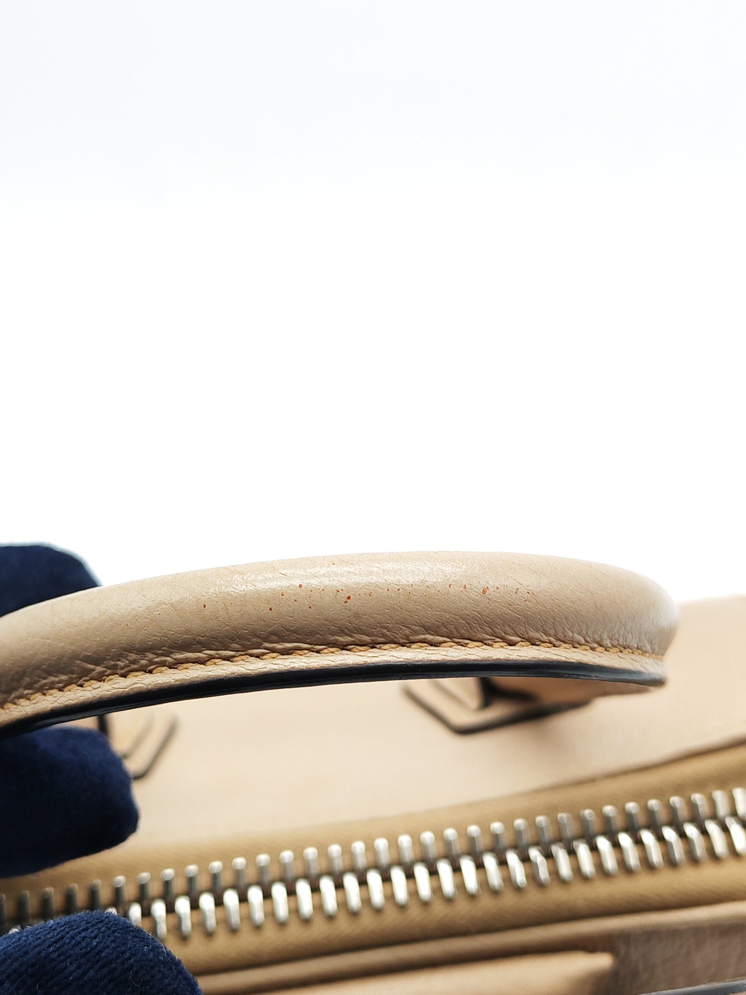 Antigona Mini In Nude Goatskin Leather & Silver Hardware