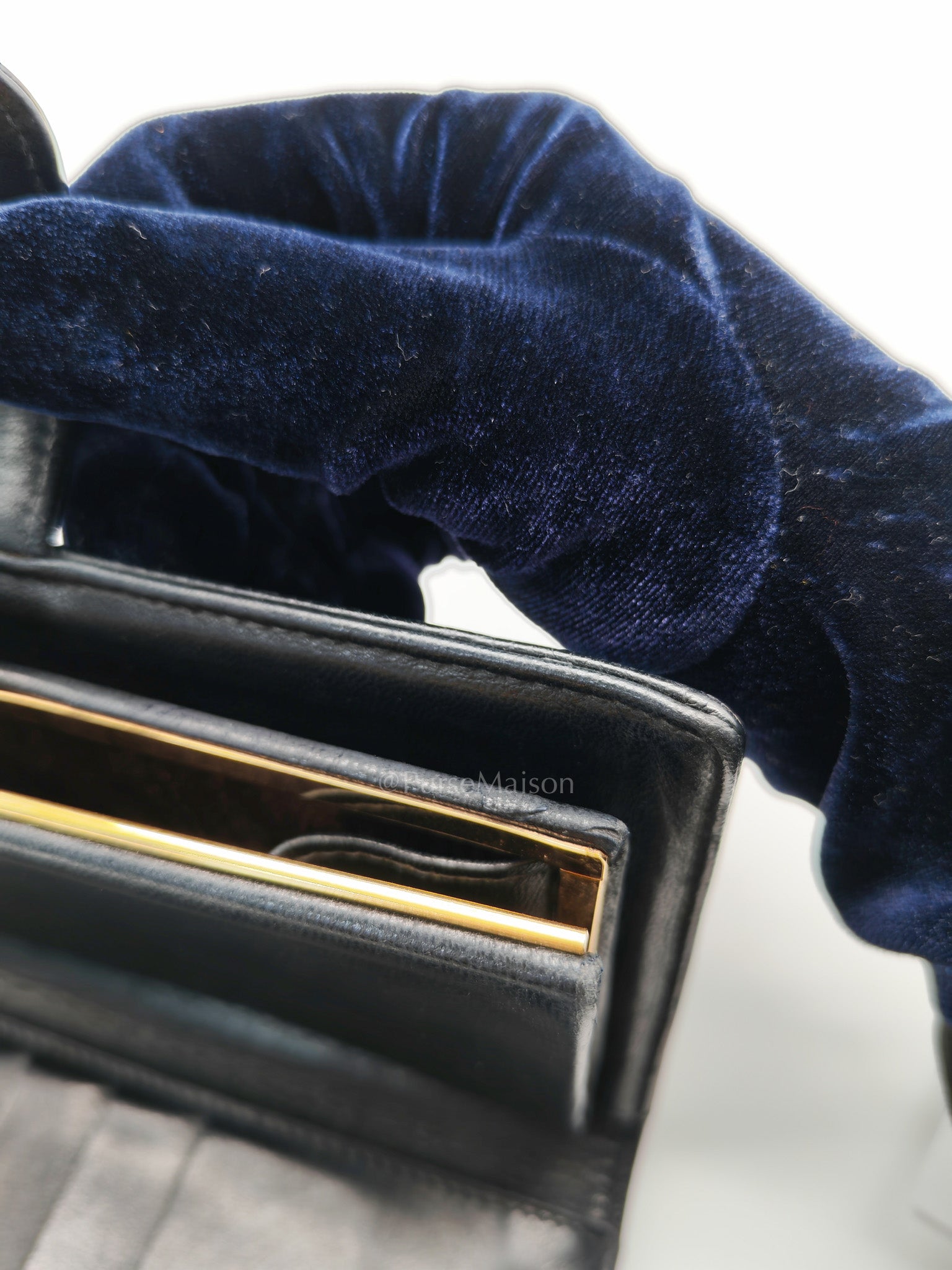 Timeless CC French Wallet in Black Caviar Leather Series 6 | Purse Maison Luxury Bags Shop