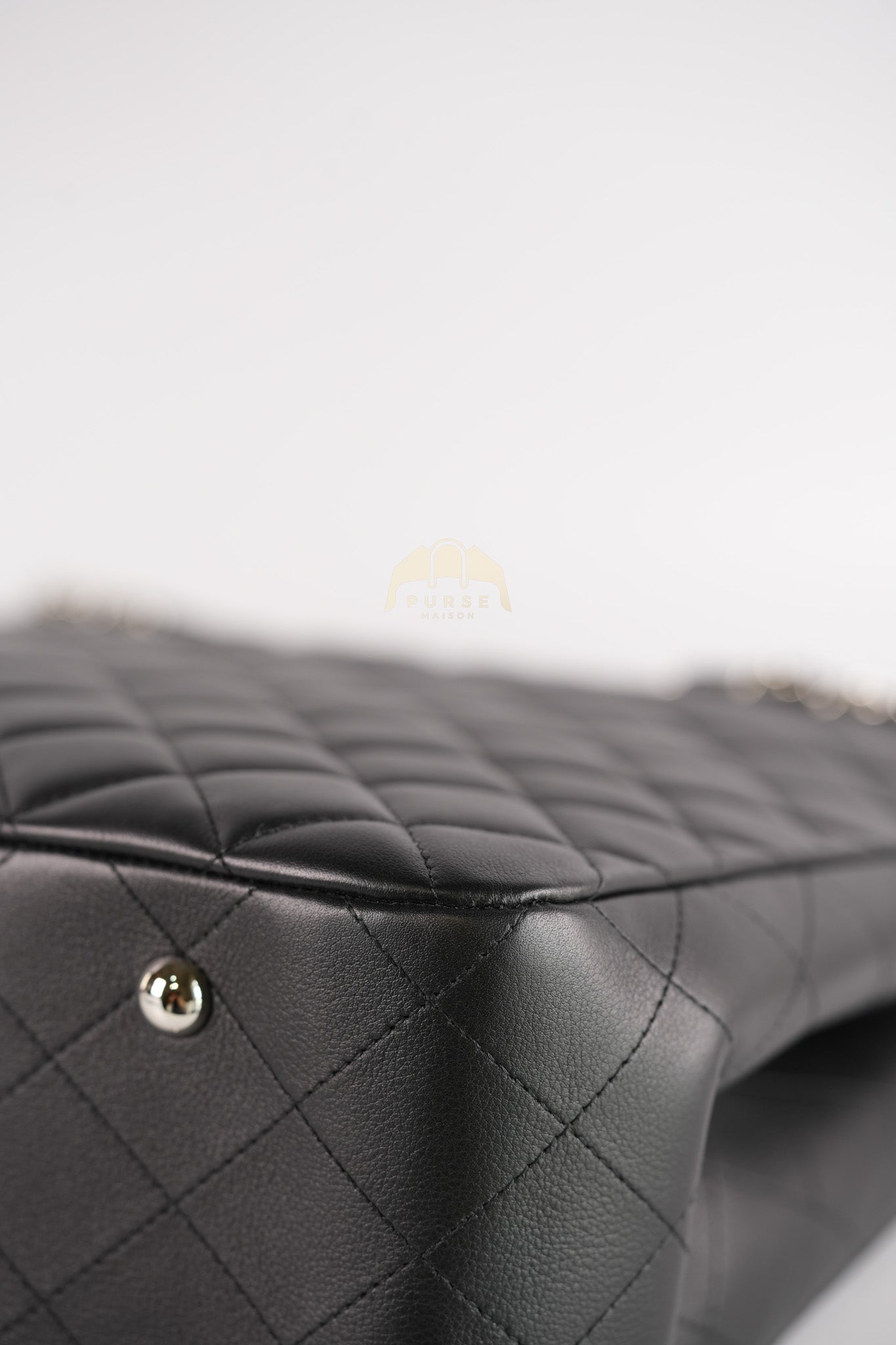 Timeless Classic Tote Bag in Black Quilted Calfskin Leather and Silver Hardware Series 21 | Purse Maison Luxury Bags Shop