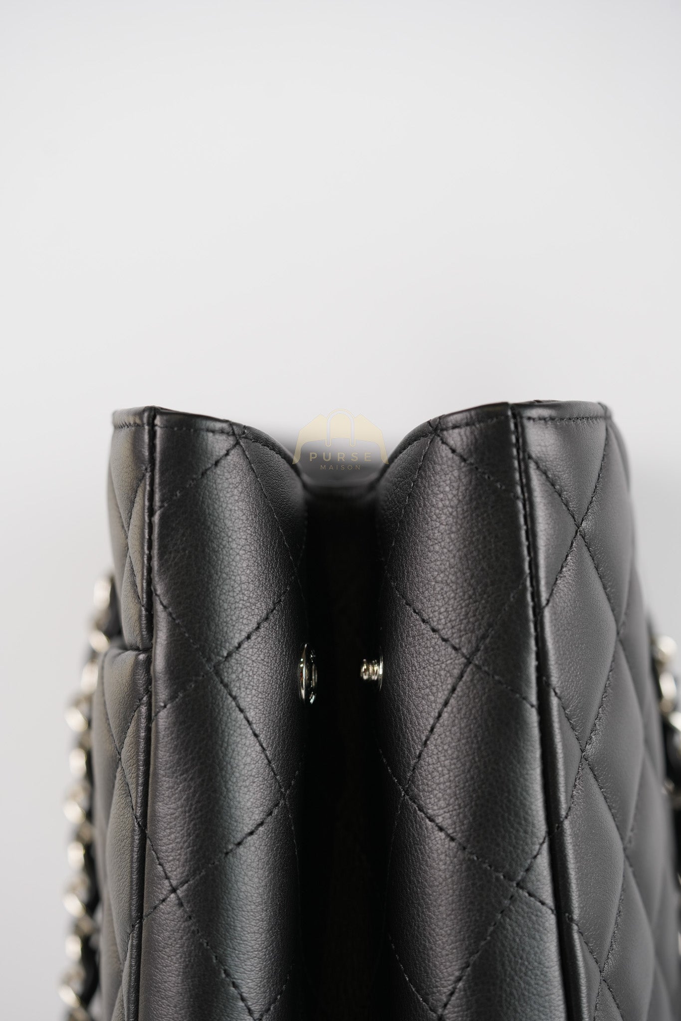 Timeless Classic Tote Bag in Black Quilted Calfskin Leather and Silver Hardware Series 21 | Purse Maison Luxury Bags Shop