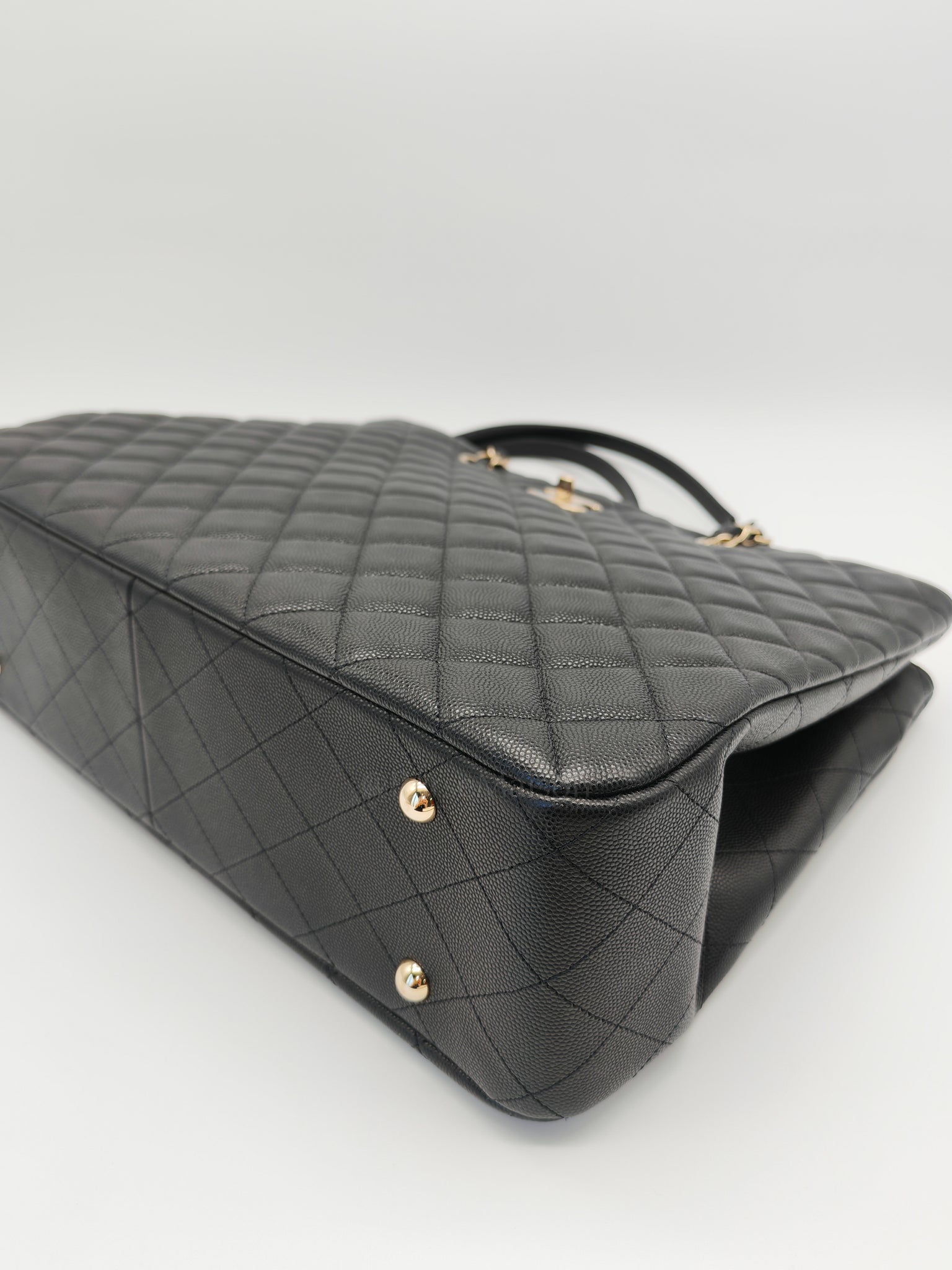 Timeless Classic Tote in Black Quilted Caviar Leather and Light Gold Hardware (Microchip) | Purse Maison Luxury Bags Shop