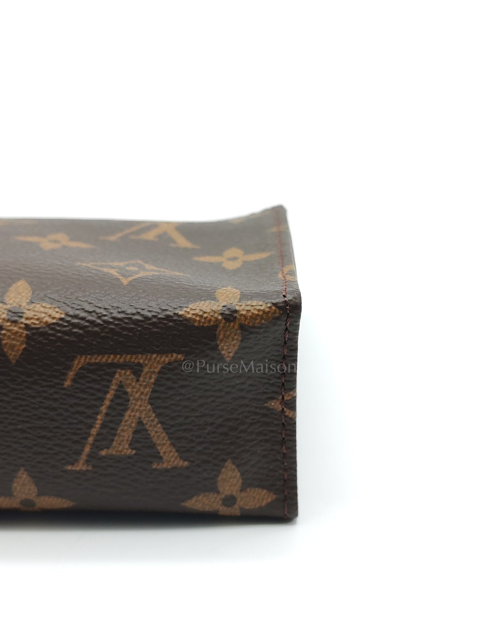 Toiletry Pouch 15 in monogram Canvas (Date code: UB0281) | Purse Maison Luxury Bags Shop