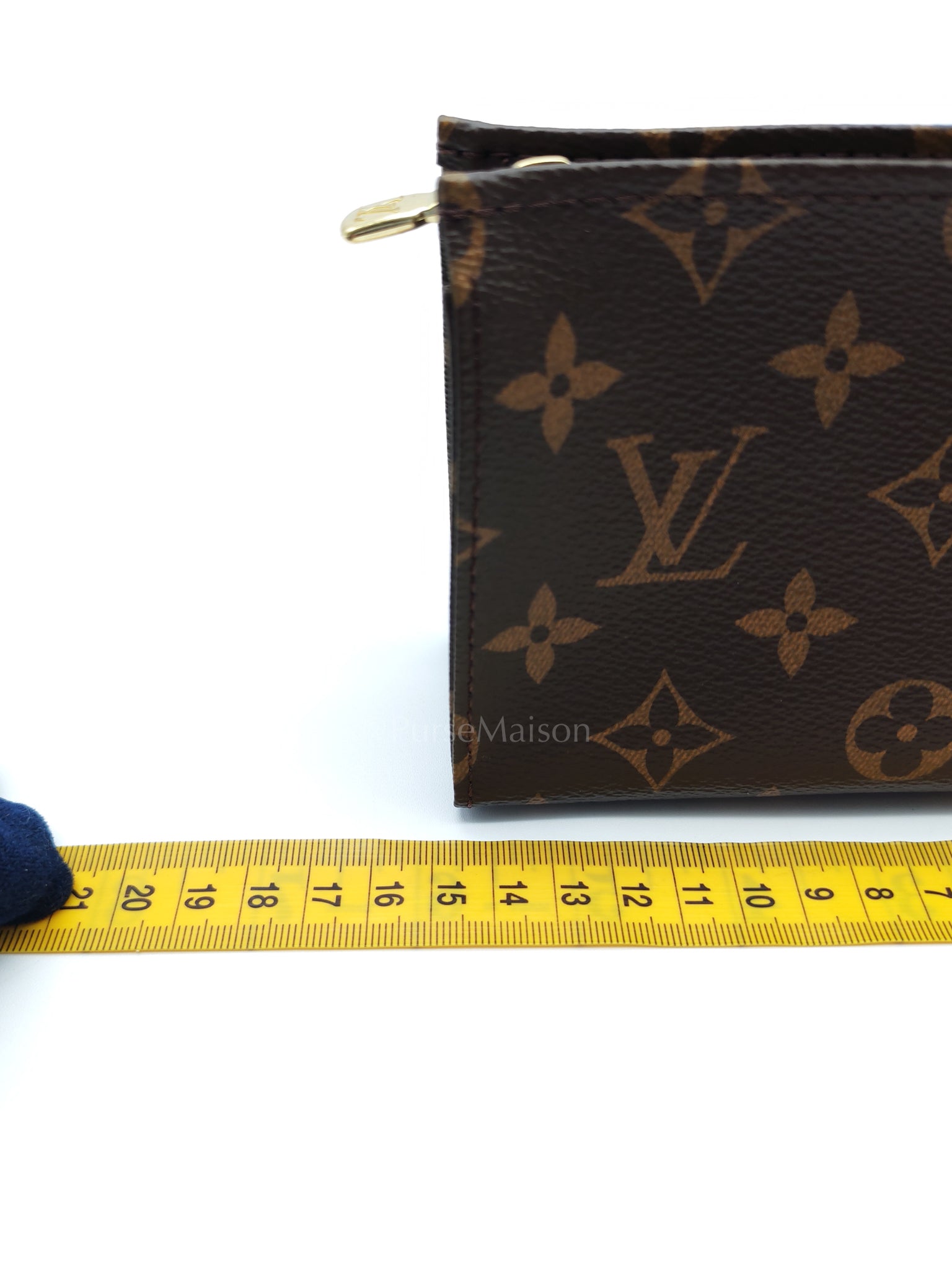 Toiletry Pouch 15 in monogram Canvas (Date code: UB0281) | Purse Maison Luxury Bags Shop