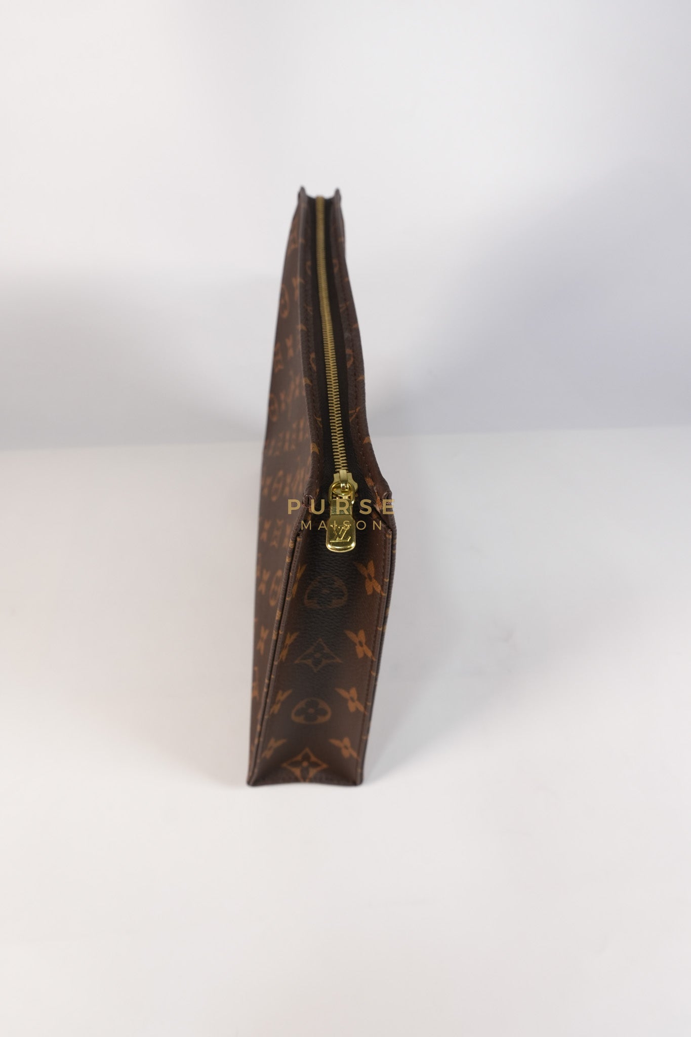 Toiletry Pouch in Monogram Canvas (Date code: UB2201) | Purse Maison Luxury Bags Shop