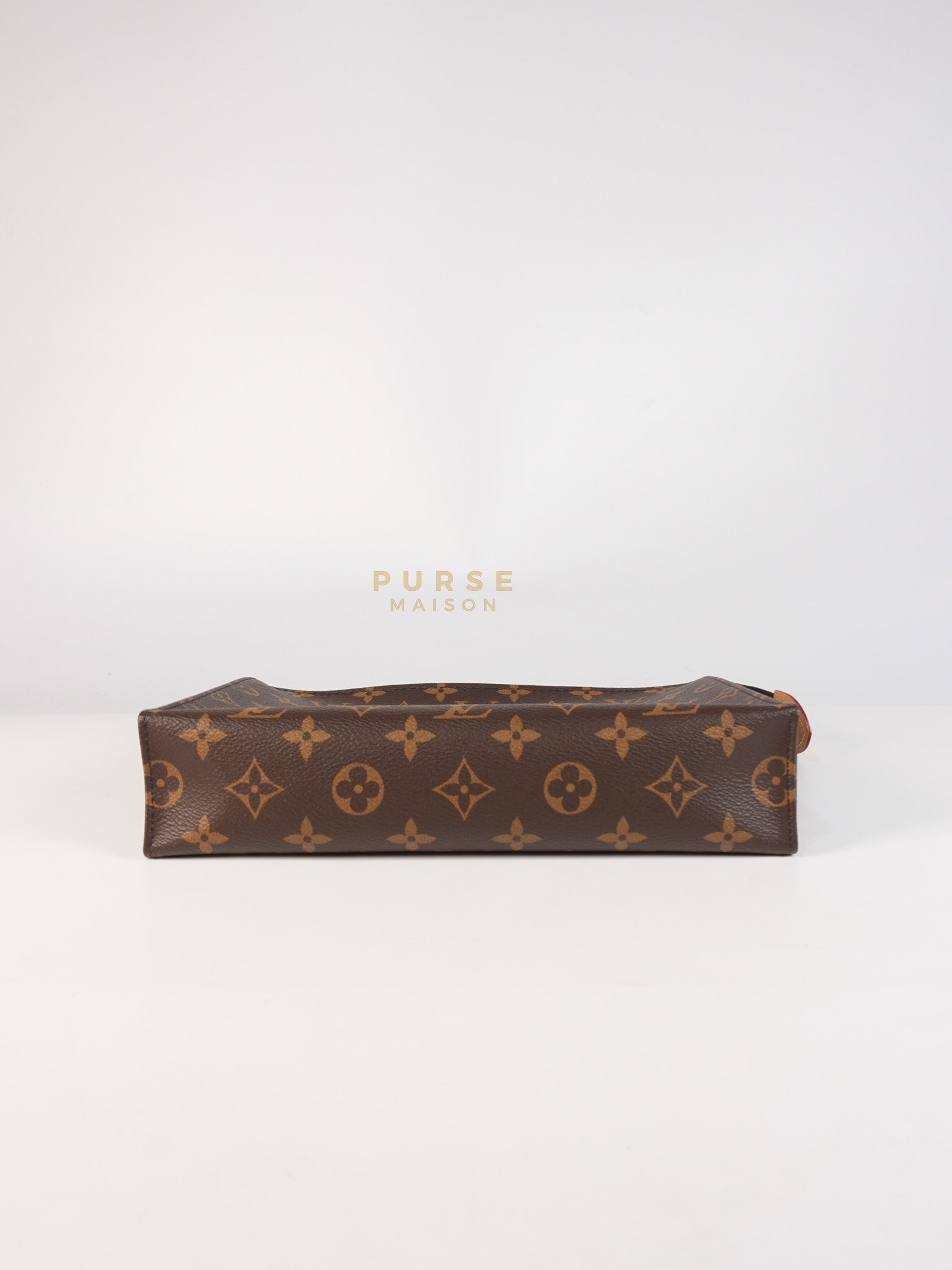 Toiletry Pouch in Monogram Canvas (Date code: UB2201) | Purse Maison Luxury Bags Shop