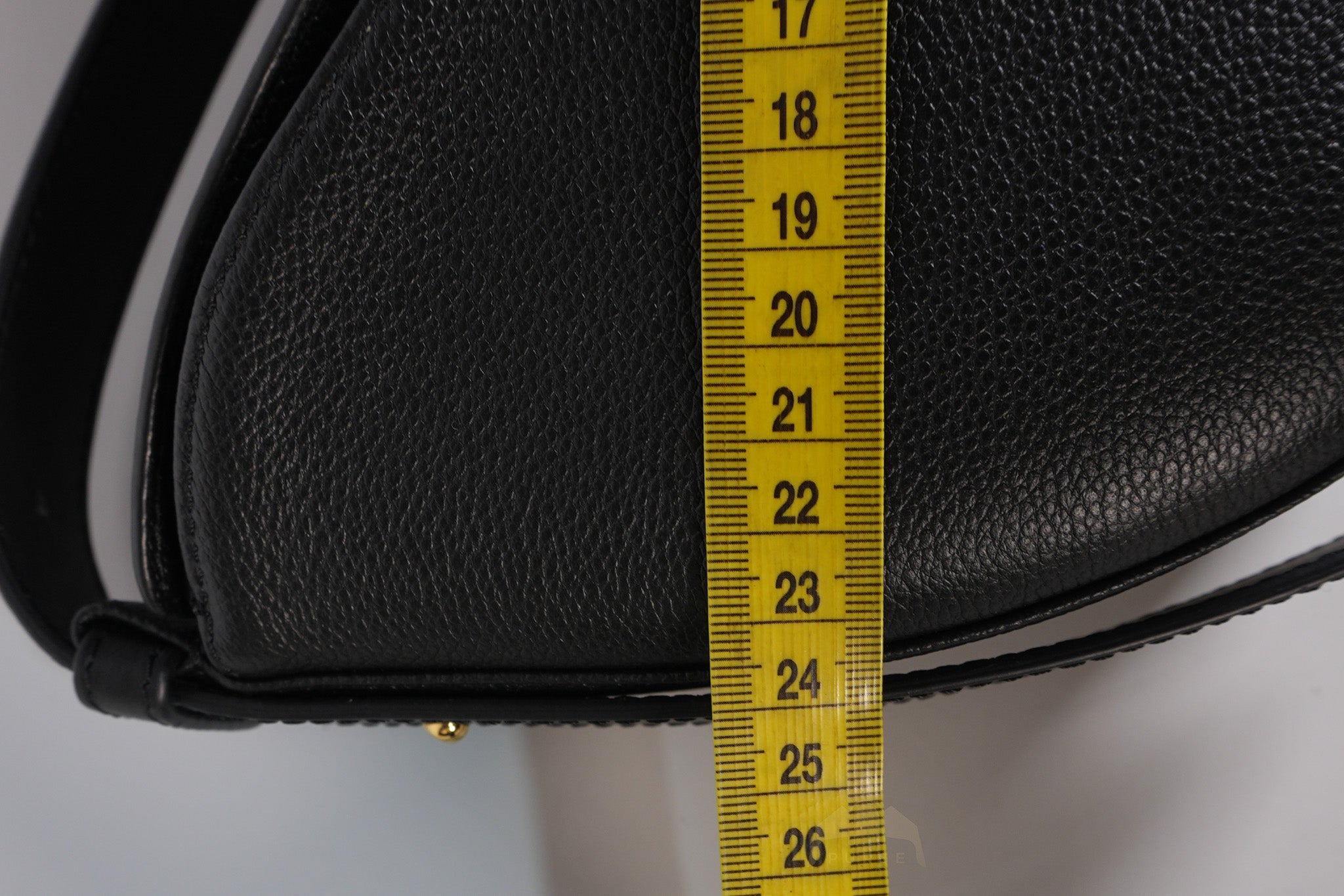 Tonca Monochrome Noir in Graine Leather | Purse Maison Luxury Bags Shop