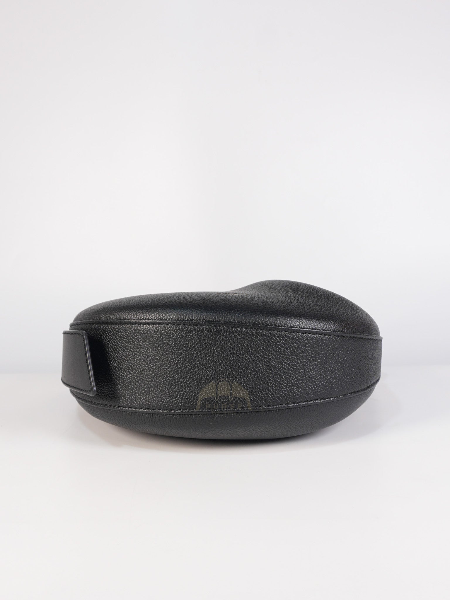 Tonca Monochrome Noir in Graine Leather | Purse Maison Luxury Bags Shop