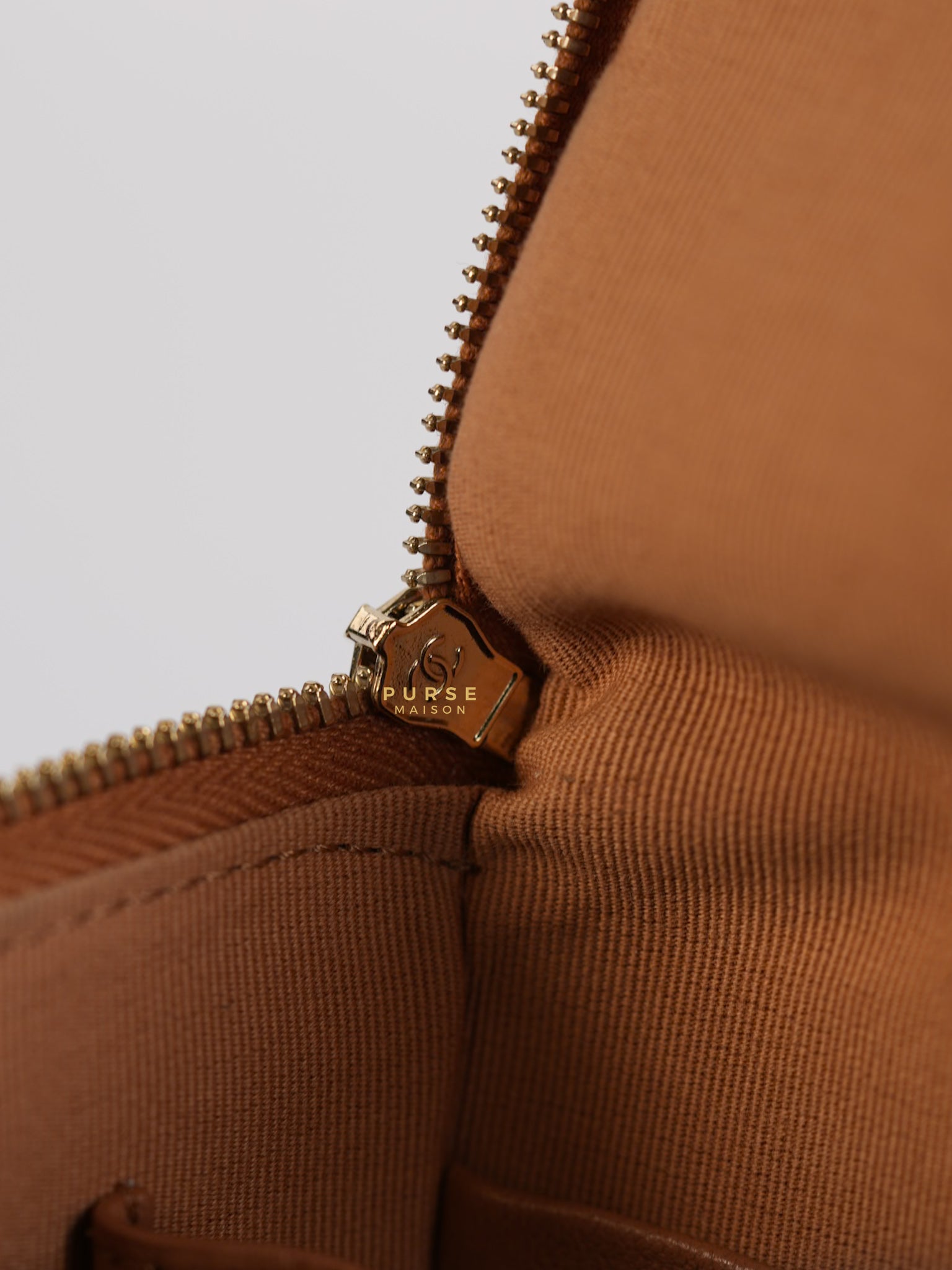 Top Handle Cargo Vanity Case Shoulder Bag Lambskin Dark Beige (Microchip) | Purse Maison Luxury Bags Shop