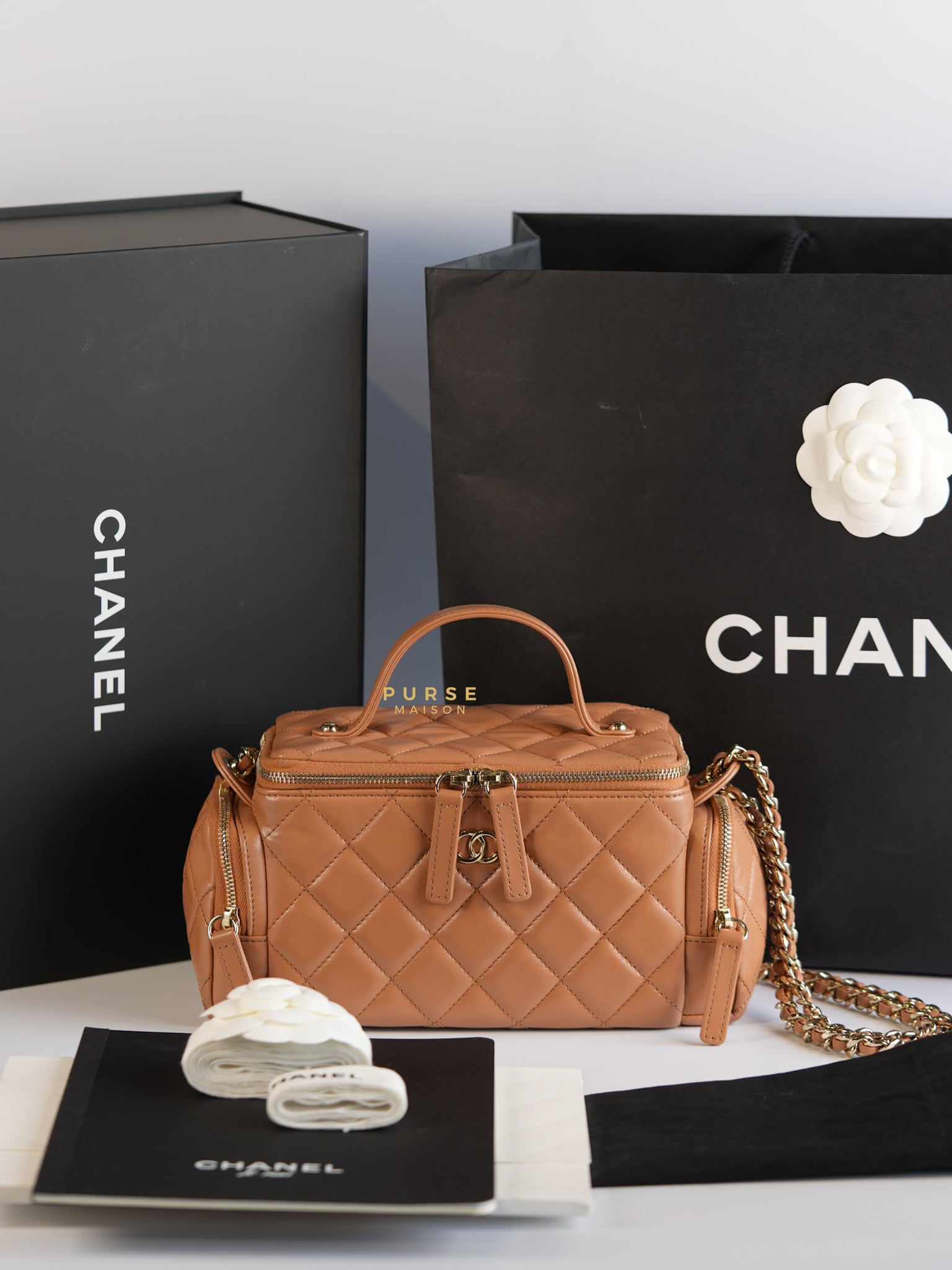 Top Handle Cargo Vanity Case Shoulder Bag Lambskin Dark Beige (Microchip) | Purse Maison Luxury Bags Shop