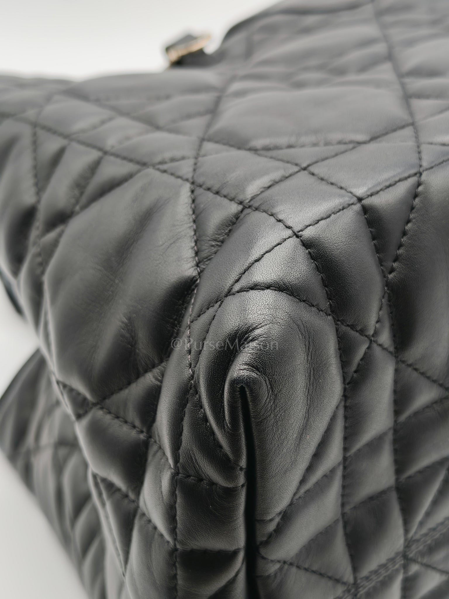 Toujours Medium in Black Lambskin Leather Hand Bag | Purse Maison Luxury Bags Shop