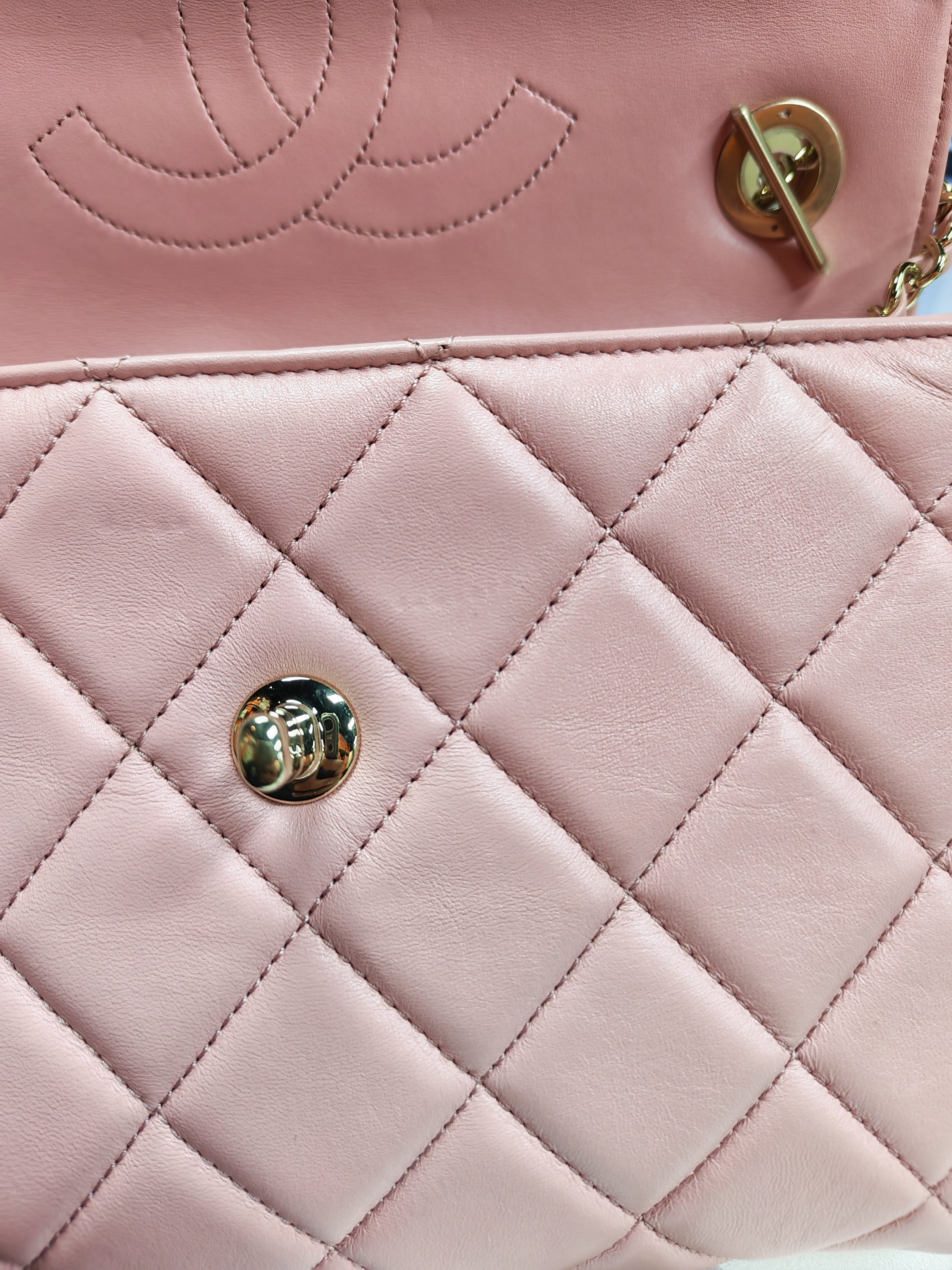 Trendy CC Medium Top Handle in Pink Lambskin Leather and Gold Hardware Series 27 | Purse Maison Luxury Bags Shop