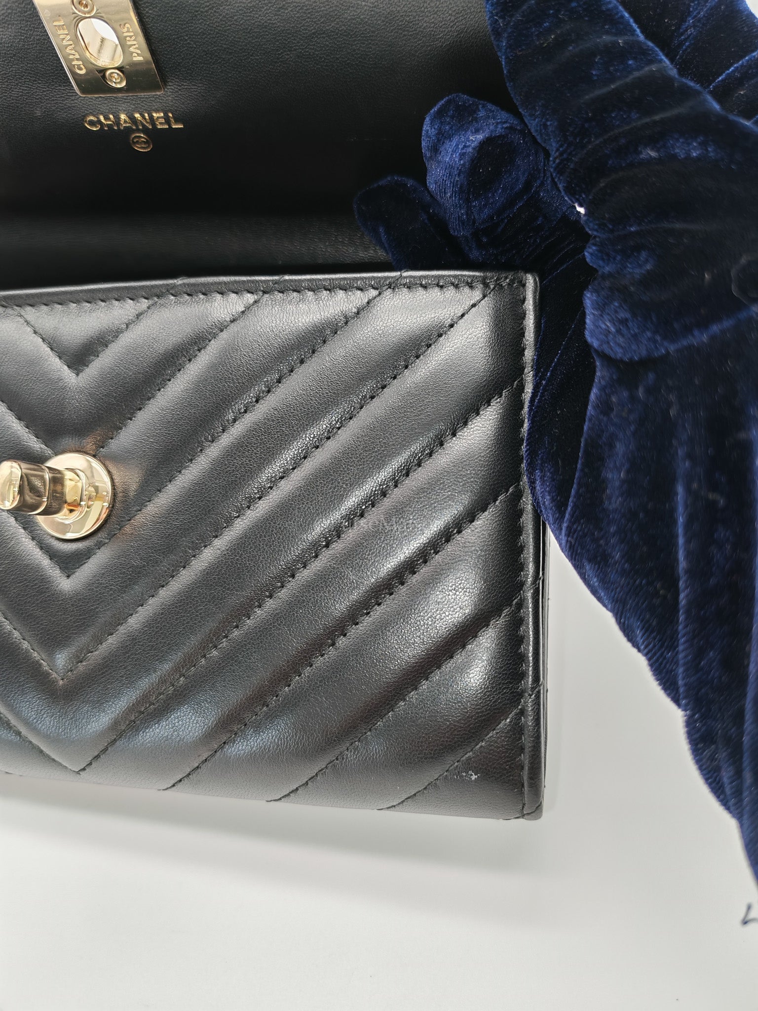 Trendy CC Wallet On Chain (WOC) in Black Chevron Lambskin Leather and Light Gold Hardware Series 25 | Purse Maison Luxury Bags Shop