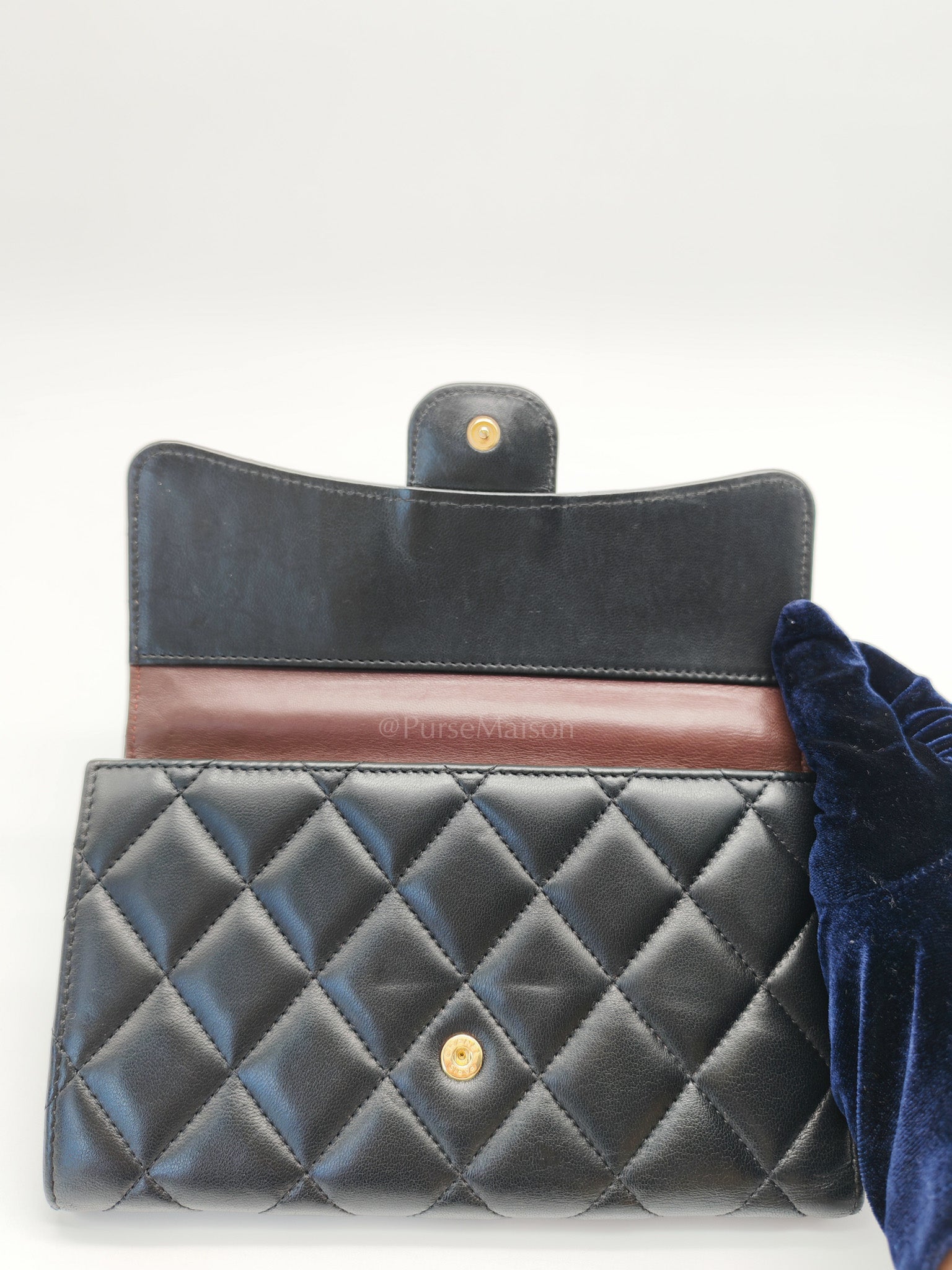 Trifold Long Wallet in Black Lambskin Leather & Gold Hardware Series 21 | Purse Maison Luxury Bags Shop