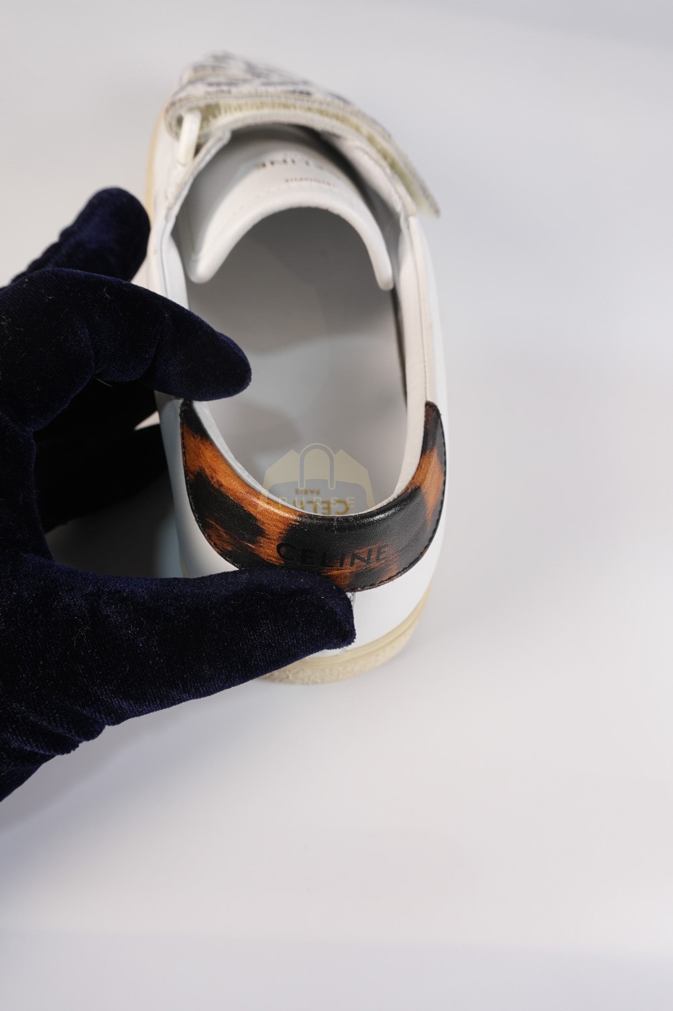 Triomphe Sneakers Touch Strap in White Leather Size 40 (25cm) | Purse Maison Luxury Bags Shop