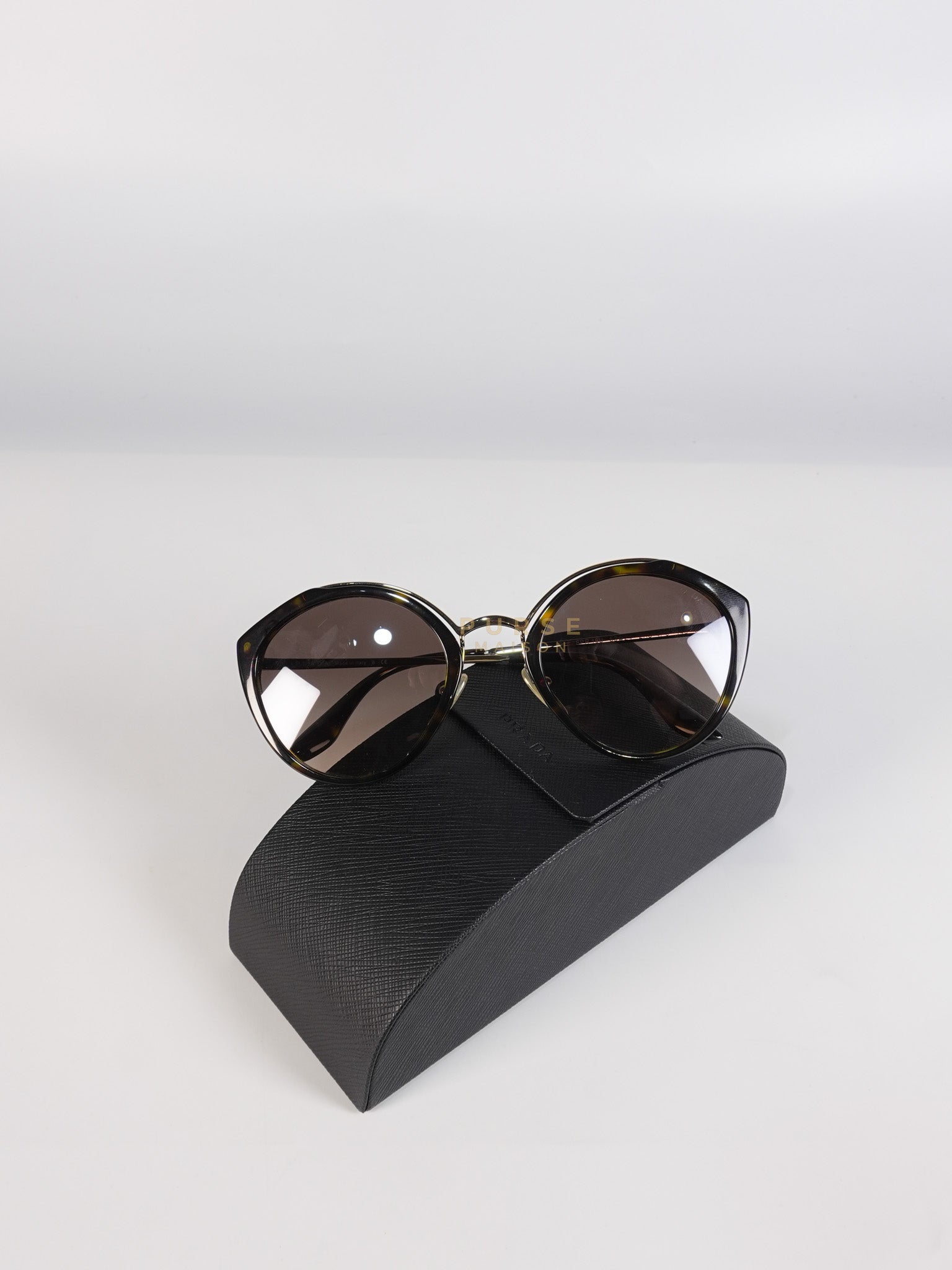 Turtle Round Cat Eye Sunglasses | Purse Maison Luxury Bags Shop