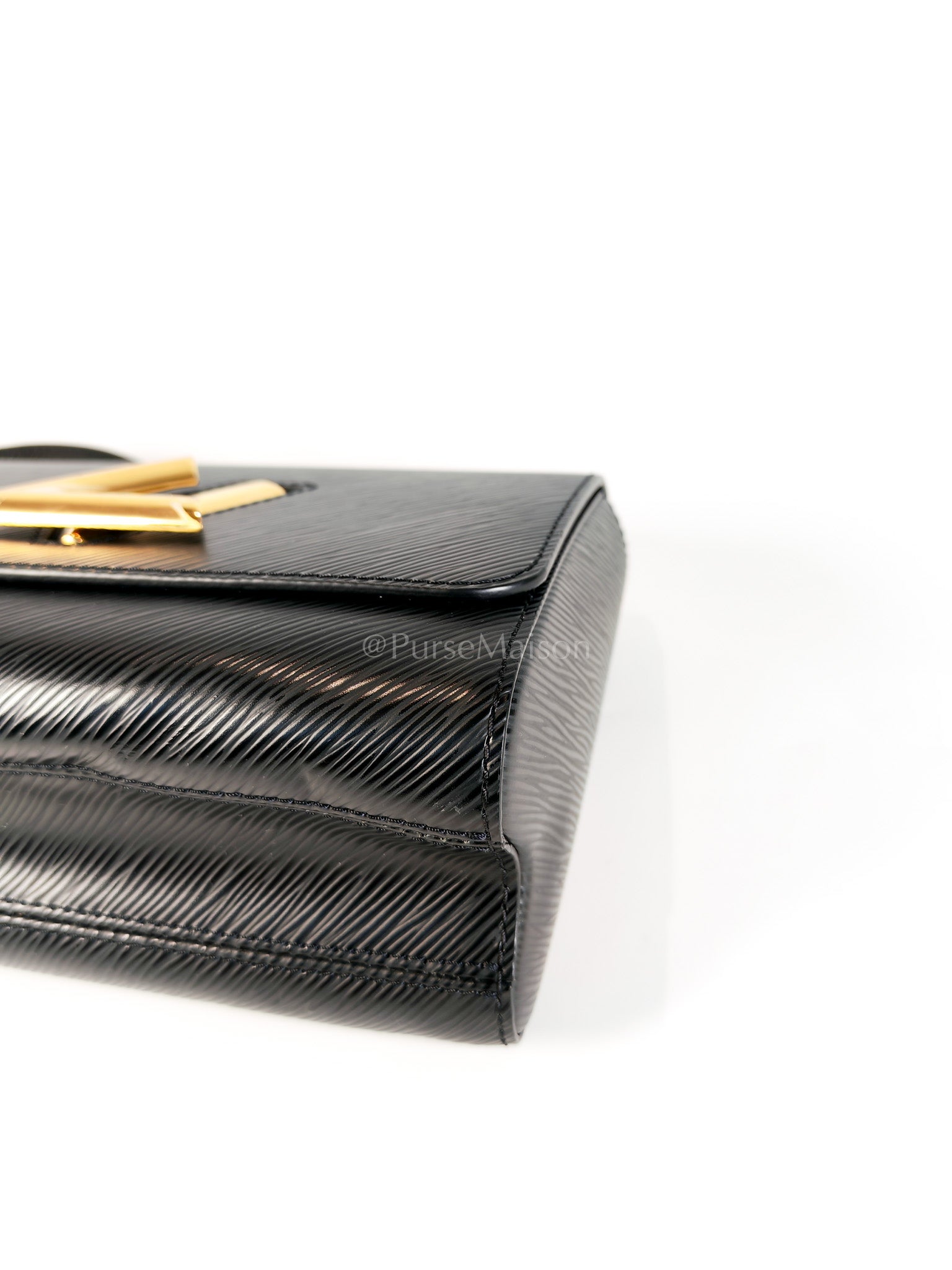 Twist Lock MM in Black Epi Leather Gold Hardware (Microchip) | Purse Maison Luxury Bags Shop