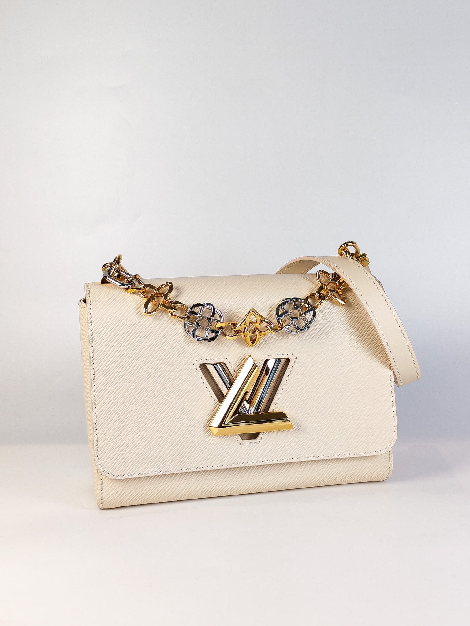 Twist Lock MM in Cream Epi Leather and Mixed Hardware Shoulder Bag (Microchip) | Purse Maison Luxury Bags Shop
