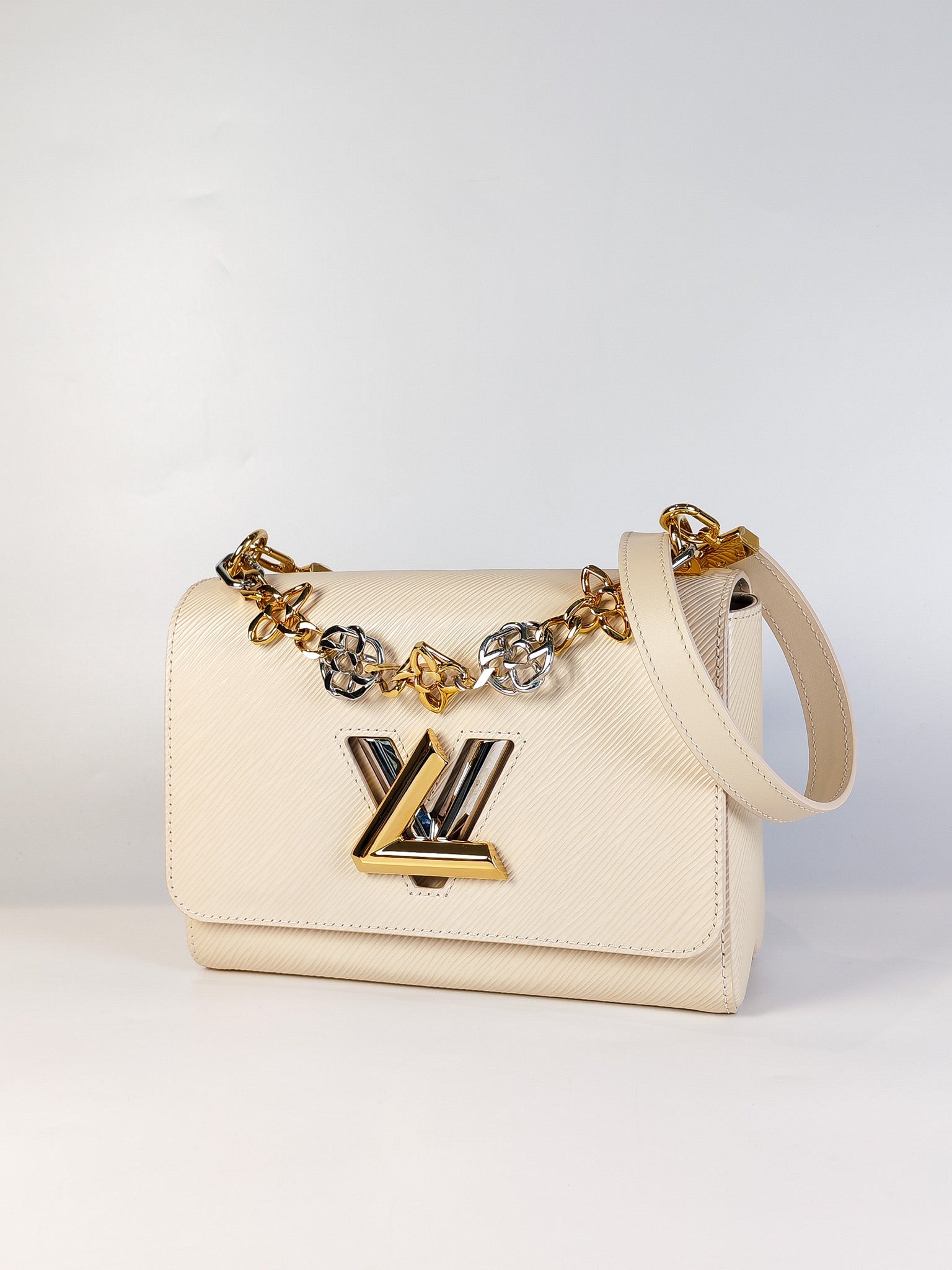 Twist Lock MM in Cream Epi Leather and Mixed Hardware Shoulder Bag (Microchip) | Purse Maison Luxury Bags Shop