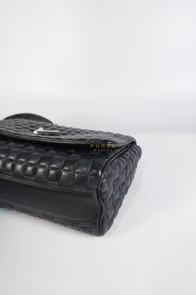 Twist Lock MM in Damier Graphite Calf Leather (Microchipped) | Purse Maison Luxury Bags Shop
