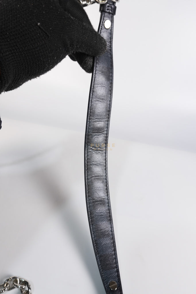 Twist Lock MM in Damier Graphite Calf Leather (Microchipped) | Purse Maison Luxury Bags Shop