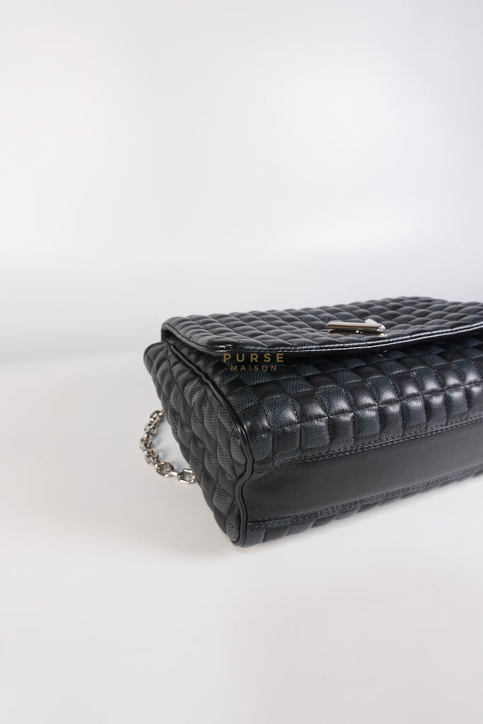 Twist Lock MM in Damier Graphite Calf Leather (Microchipped) | Purse Maison Luxury Bags Shop