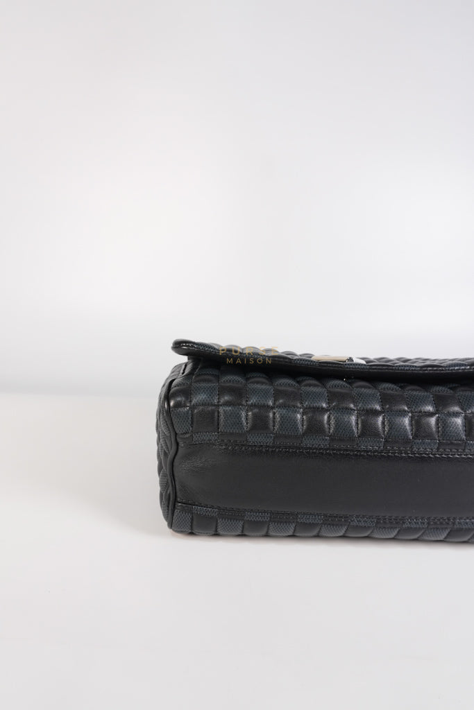 Twist Lock MM in Damier Graphite Calf Leather (Microchipped) | Purse Maison Luxury Bags Shop