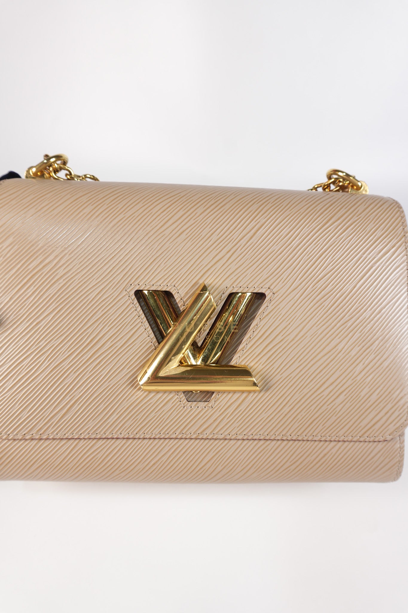 Twist Lock MM Shoulder Bag in Gallet Epi Leather Gold Hardware | Purse Maison Luxury Bags Shop