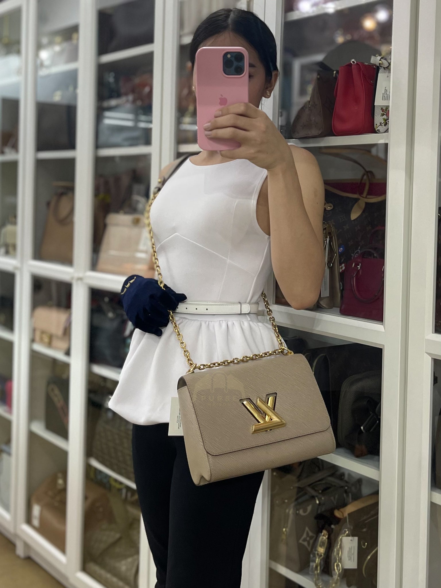 Twist Lock MM Shoulder Bag in Gallet Epi Leather Gold Hardware | Purse Maison Luxury Bags Shop