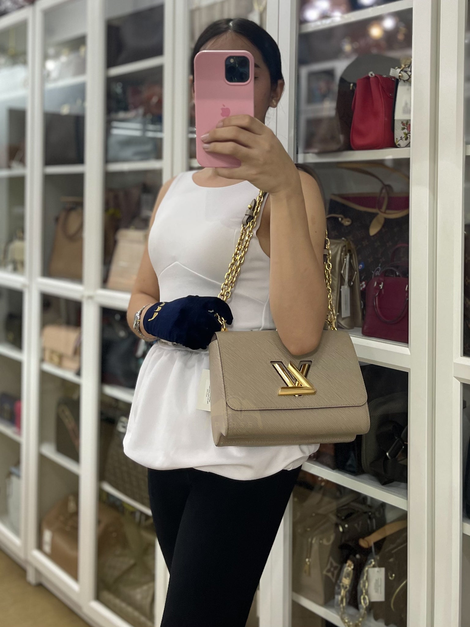 Twist Lock MM Shoulder Bag in Gallet Epi Leather Gold Hardware | Purse Maison Luxury Bags Shop