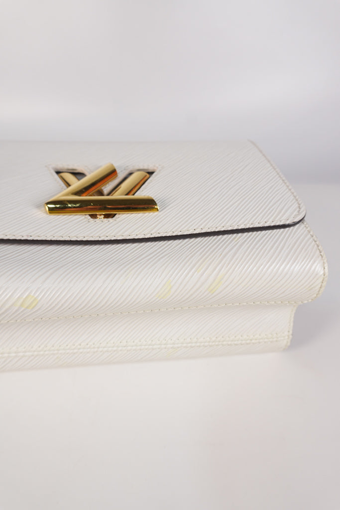 Twist MM Bi-color in Epi Leather and Gold Hardware (Date Code: AR1149) | Purse Maison Luxury Bags Shop