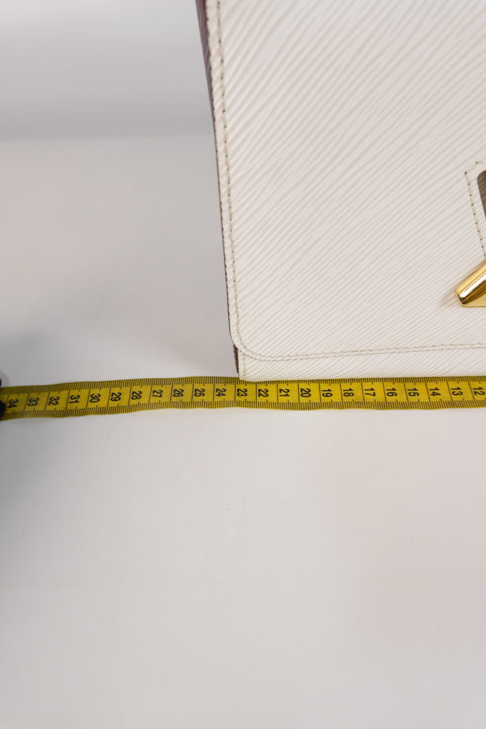 Twist MM Bi-color in Epi Leather and Gold Hardware (Date Code: AR1149) | Purse Maison Luxury Bags Shop