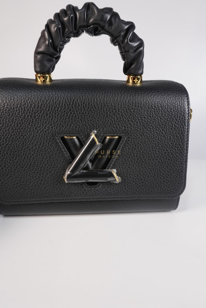 Twist Scrunchie MM in Black Grained Calfskin Leather Crossbody Bag | Purse Maison Luxury Bags Shop