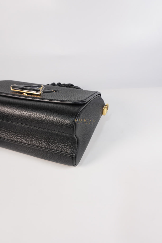 Twist Scrunchie MM in Black Grained Calfskin Leather Crossbody Bag | Purse Maison Luxury Bags Shop