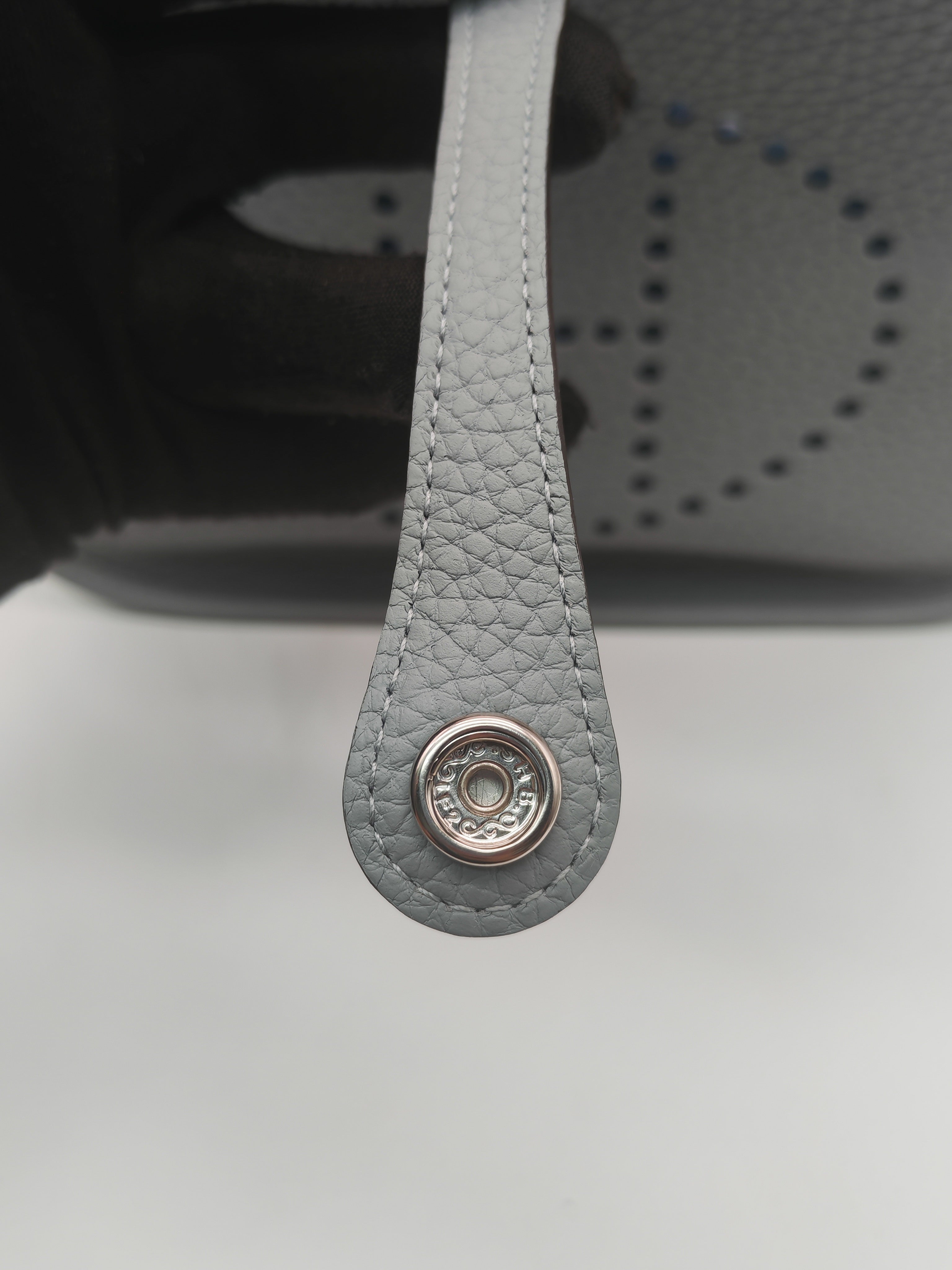 Hermes Evelyn 23 in Gris Patin Taurillon Clemence Leather Palladium Hardware Stamp G(2026)