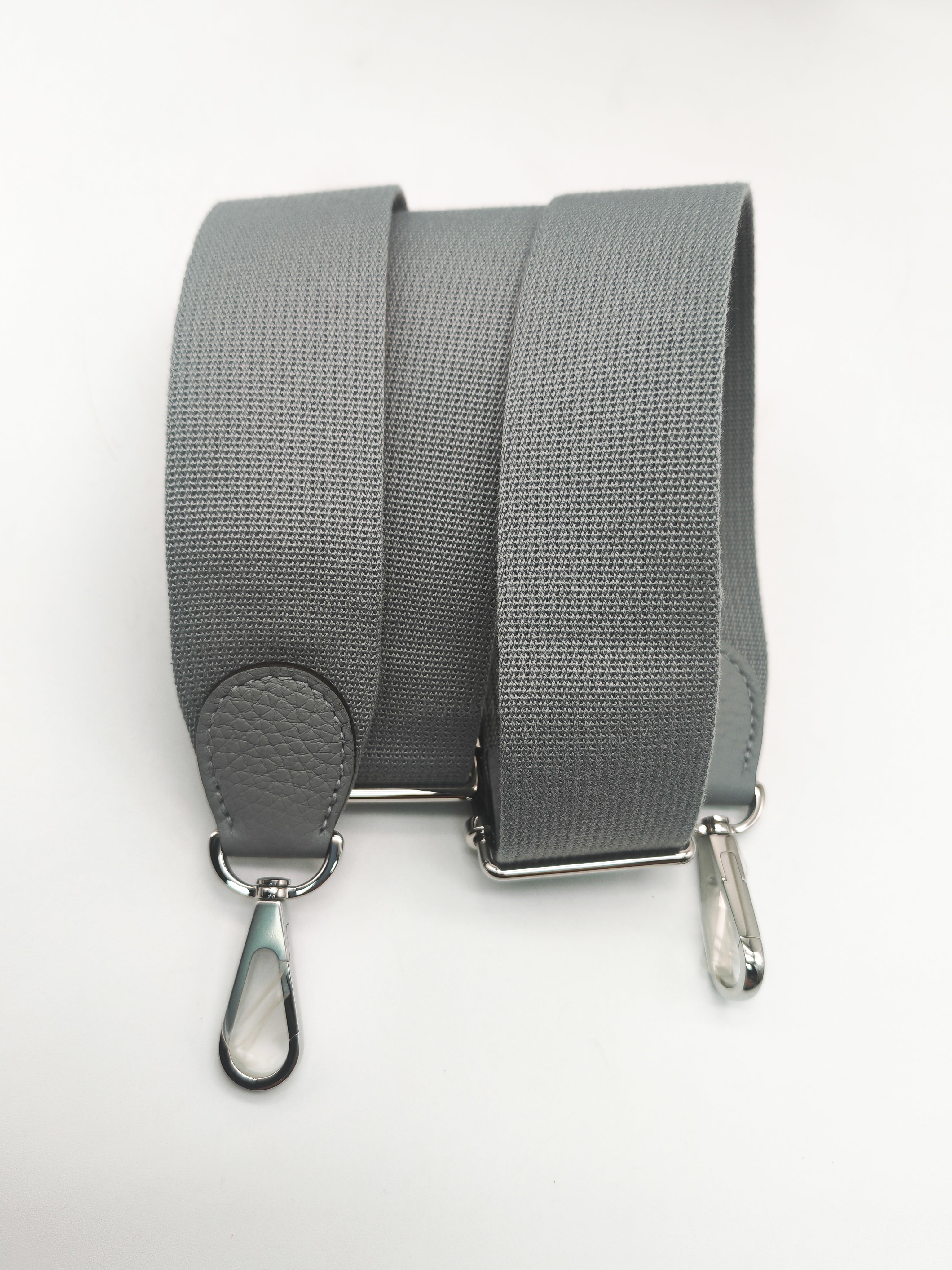 Hermes Evelyn 23 in Gris Patin Taurillon Clemence Leather Palladium Hardware Stamp G(2026)