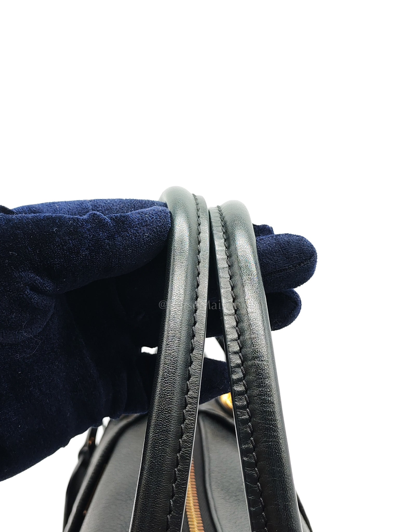 V Tote MM in Embossed Monogram Empreinte Leather & Gold Hardware (Datecode: CA3189) | Purse Maison Luxury Bags Shop