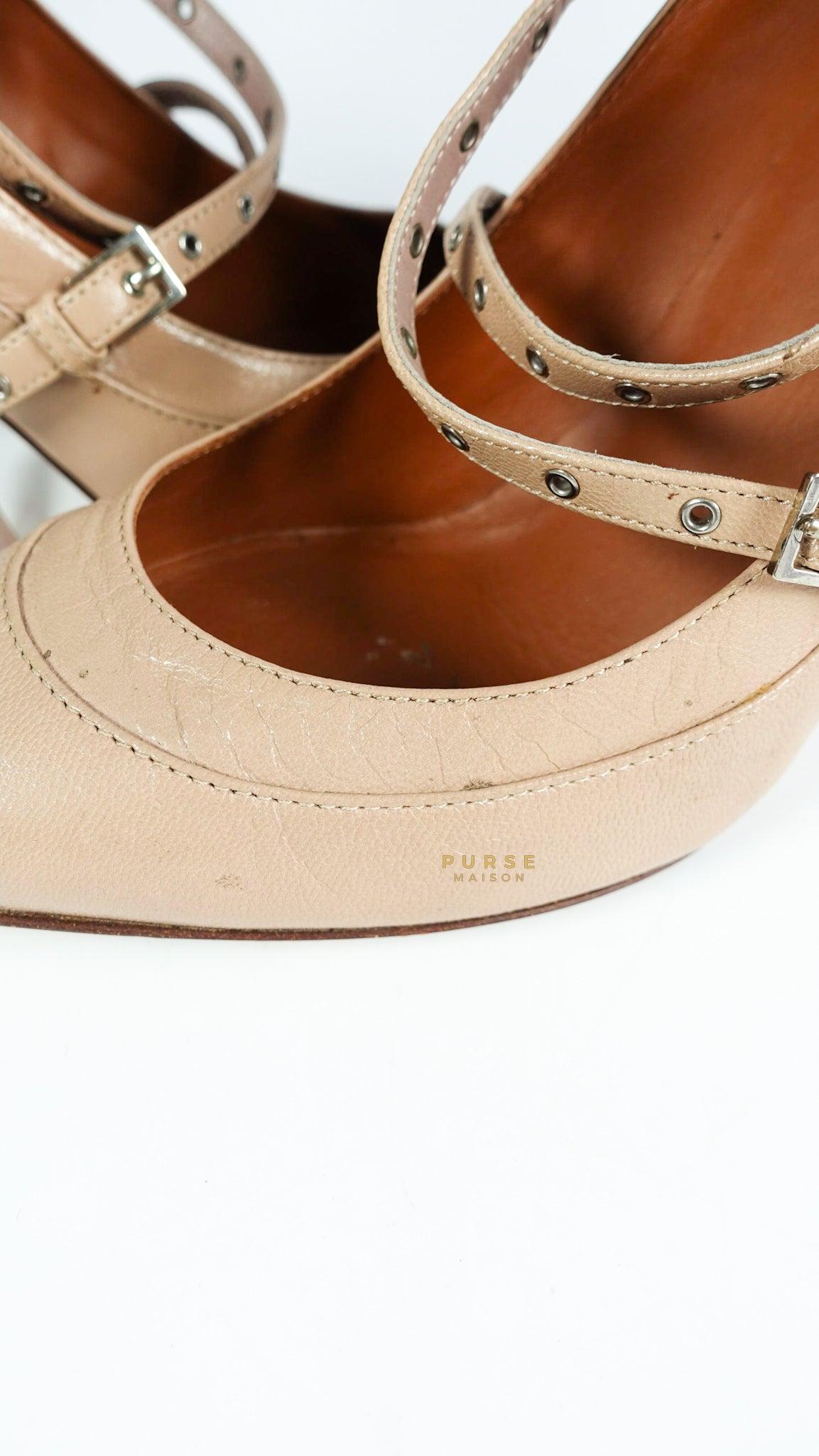 Valentino Garavani Nude Calf Love Latch Shoes (Size 37 EUR, 25cm)