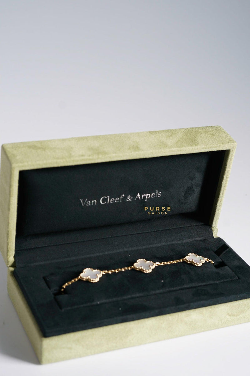 Sweet Alhambra bracelet 18K yellow gold, Mother-of-pearl - Van
