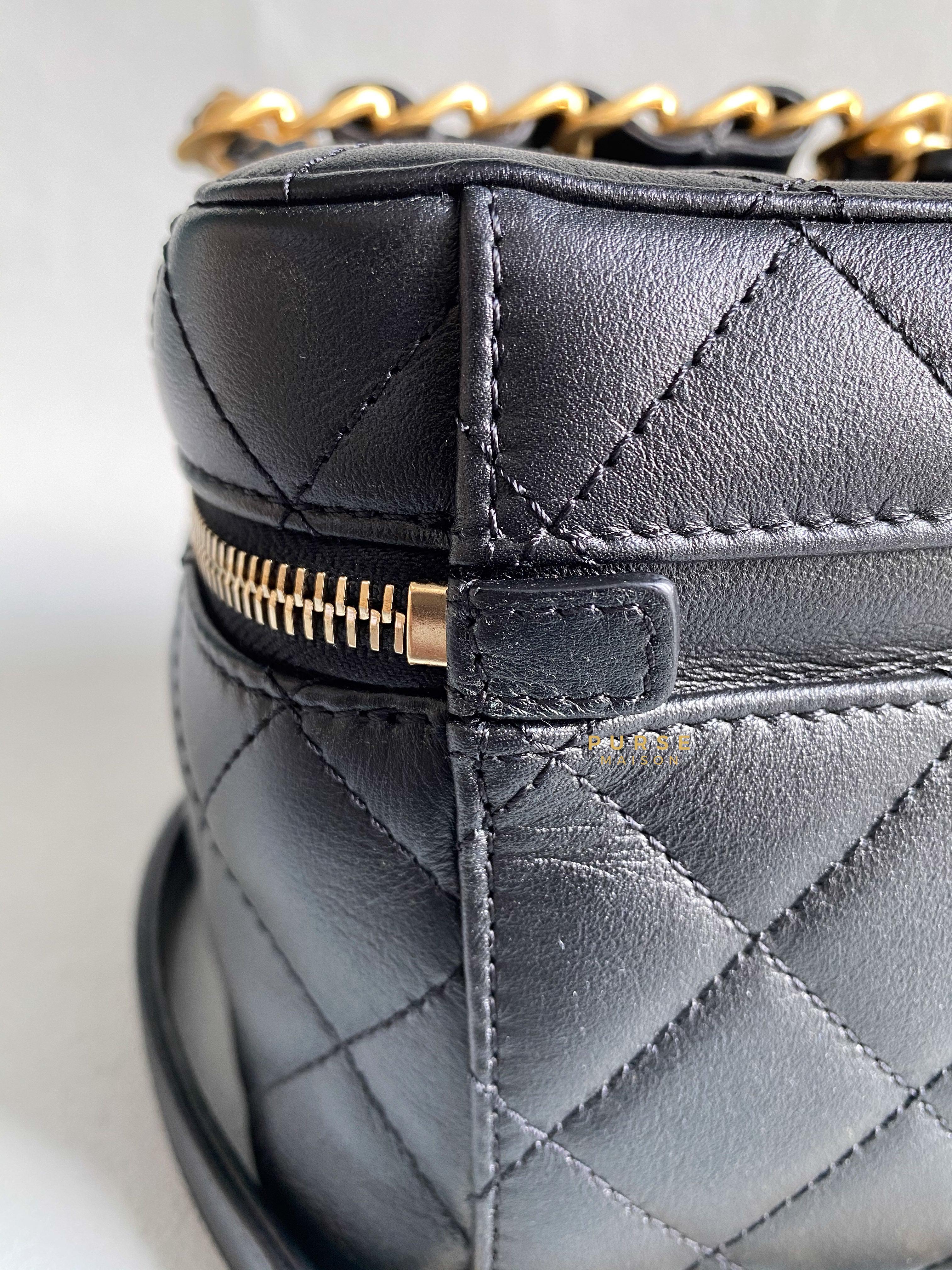 Chanel Vanity Case 22s Lambskin Leather in Aged Gold Hardware (Microchip) | Purse Maison Luxury Bags Shop