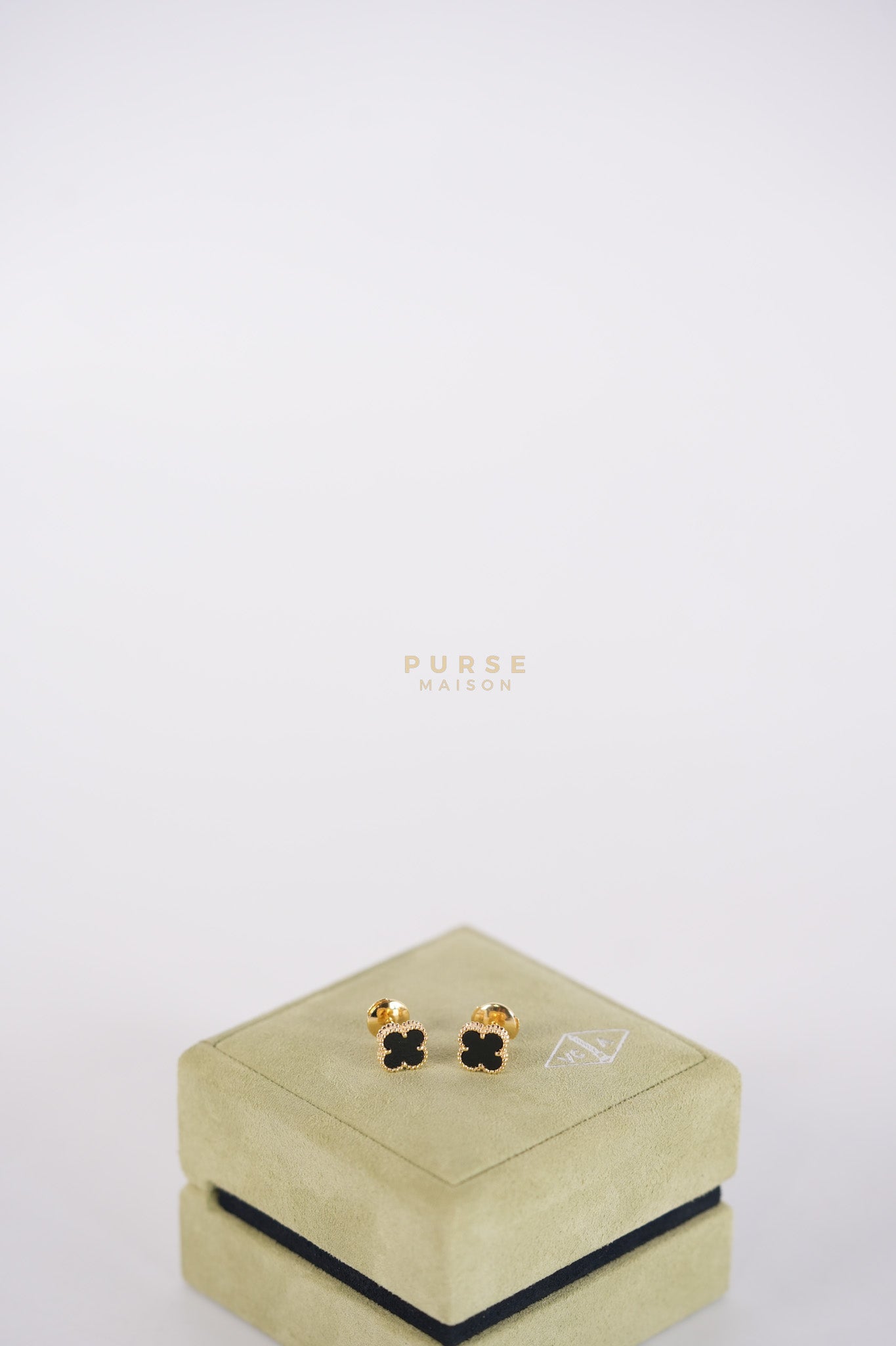 VCA Sweet Alhambra Earstuds 18K Yellow Gold, Onyx | Purse Maison Luxury Bags Shop