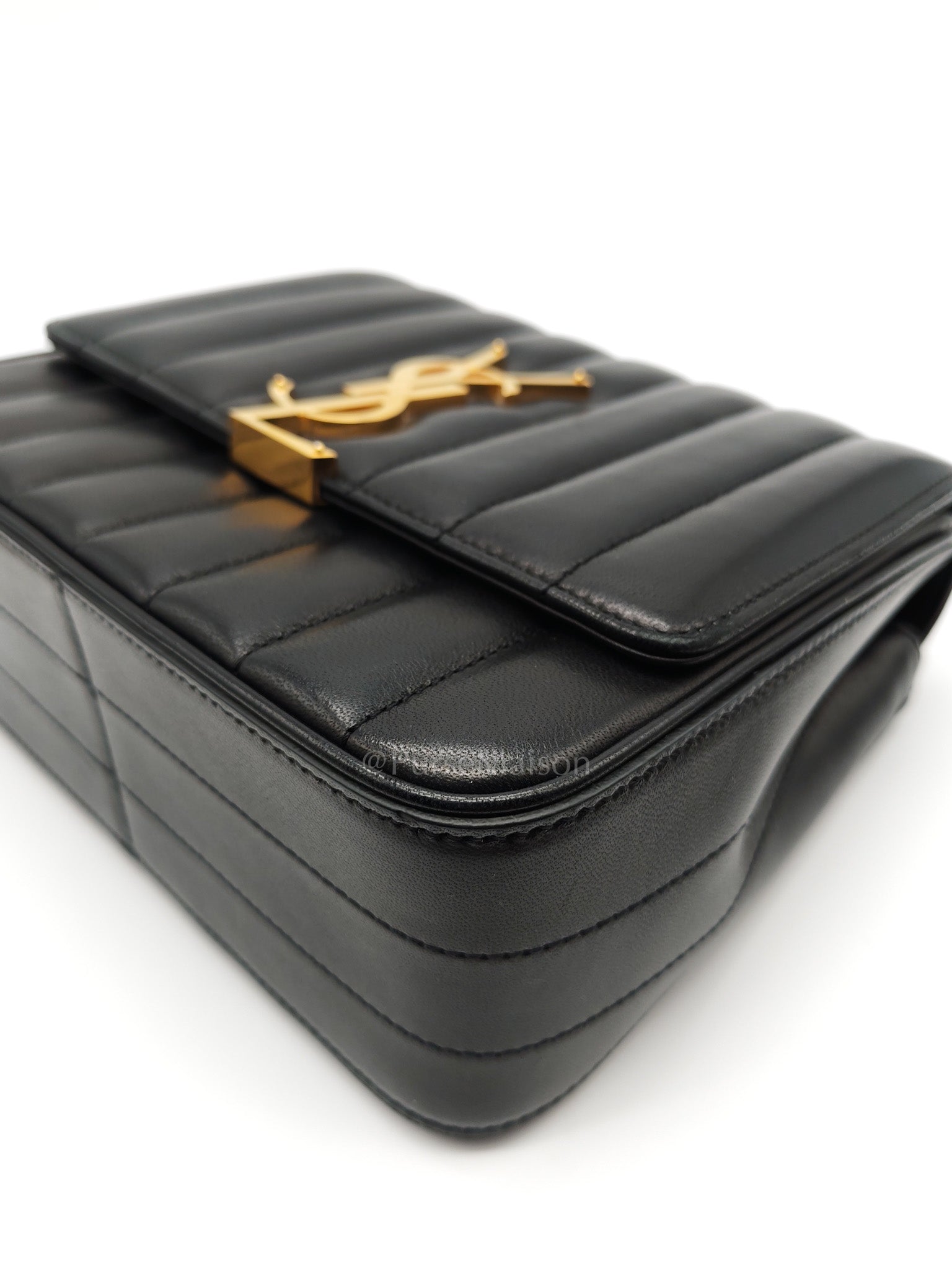 Vicky Medium in Black Smooth Lambskin Leather Gold Hardware | Purse Maison Luxury Bags Shop