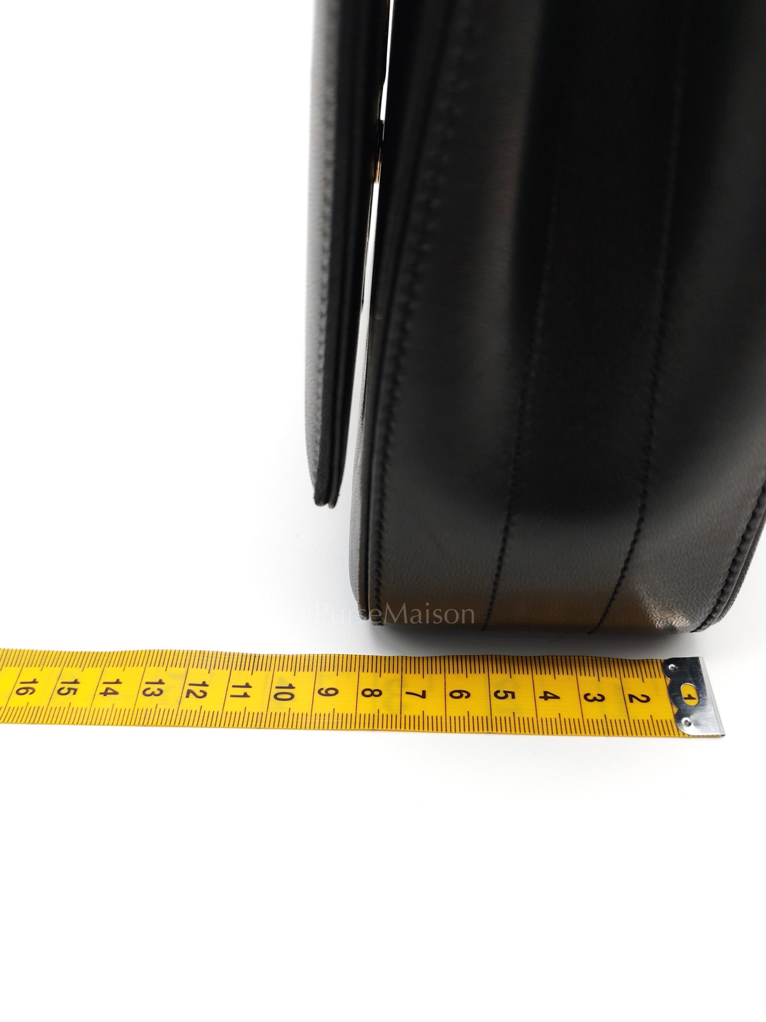 Vicky Medium in Black Smooth Lambskin Leather Gold Hardware | Purse Maison Luxury Bags Shop